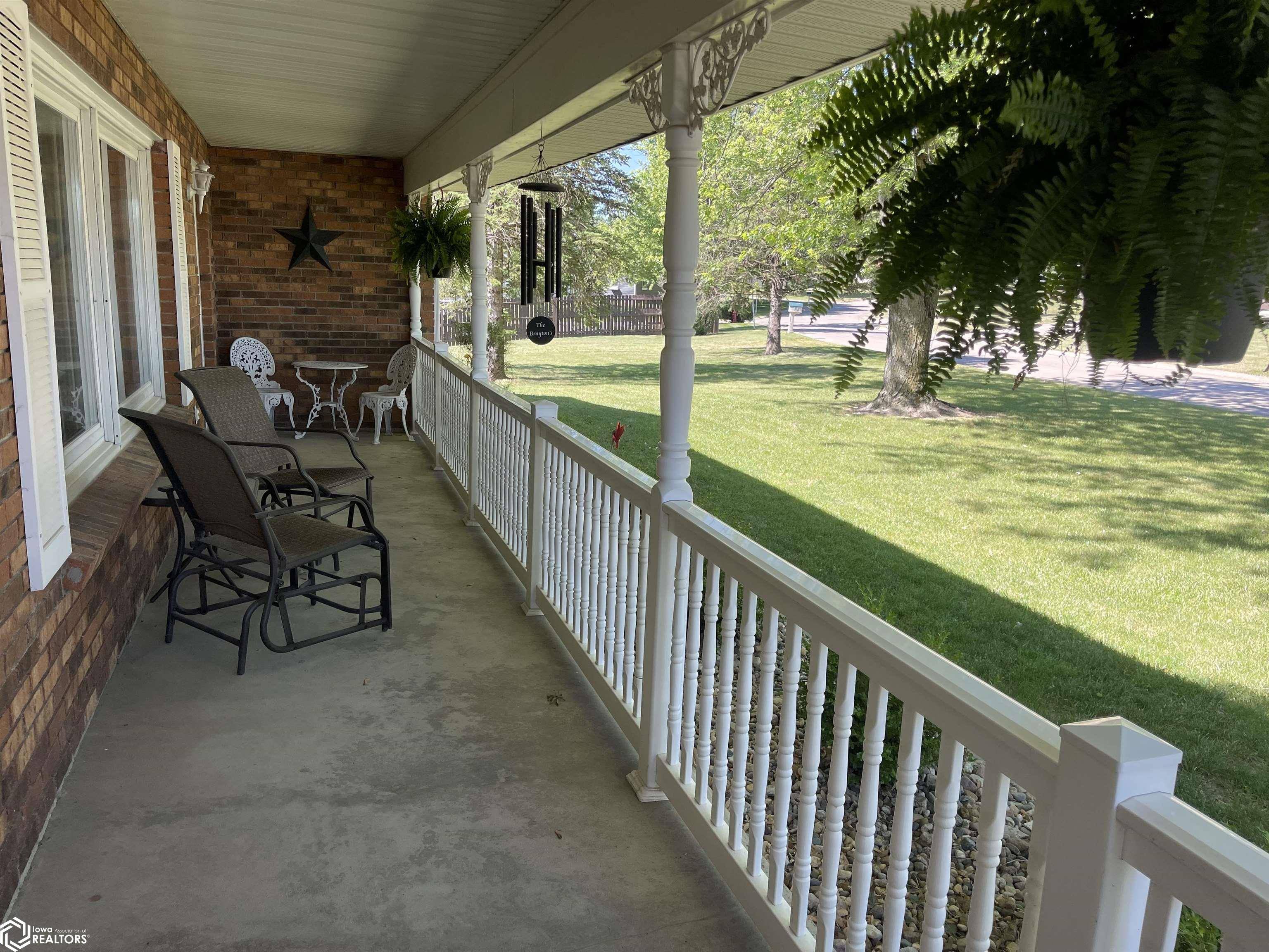 Centerville, IA 52544,2072 Golfview Cir