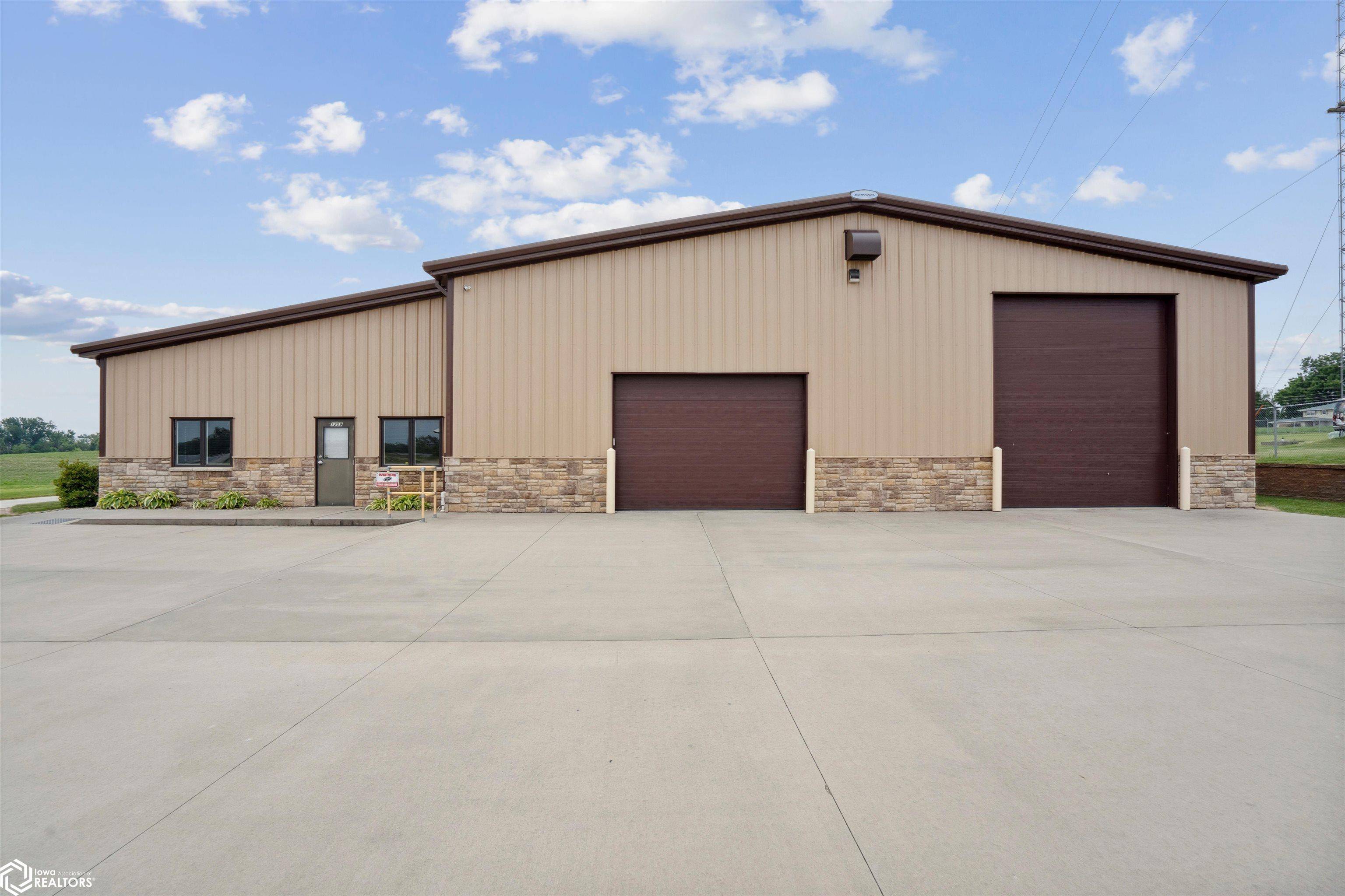 Marshalltown, IA 50158,1209 Industrial Blvd