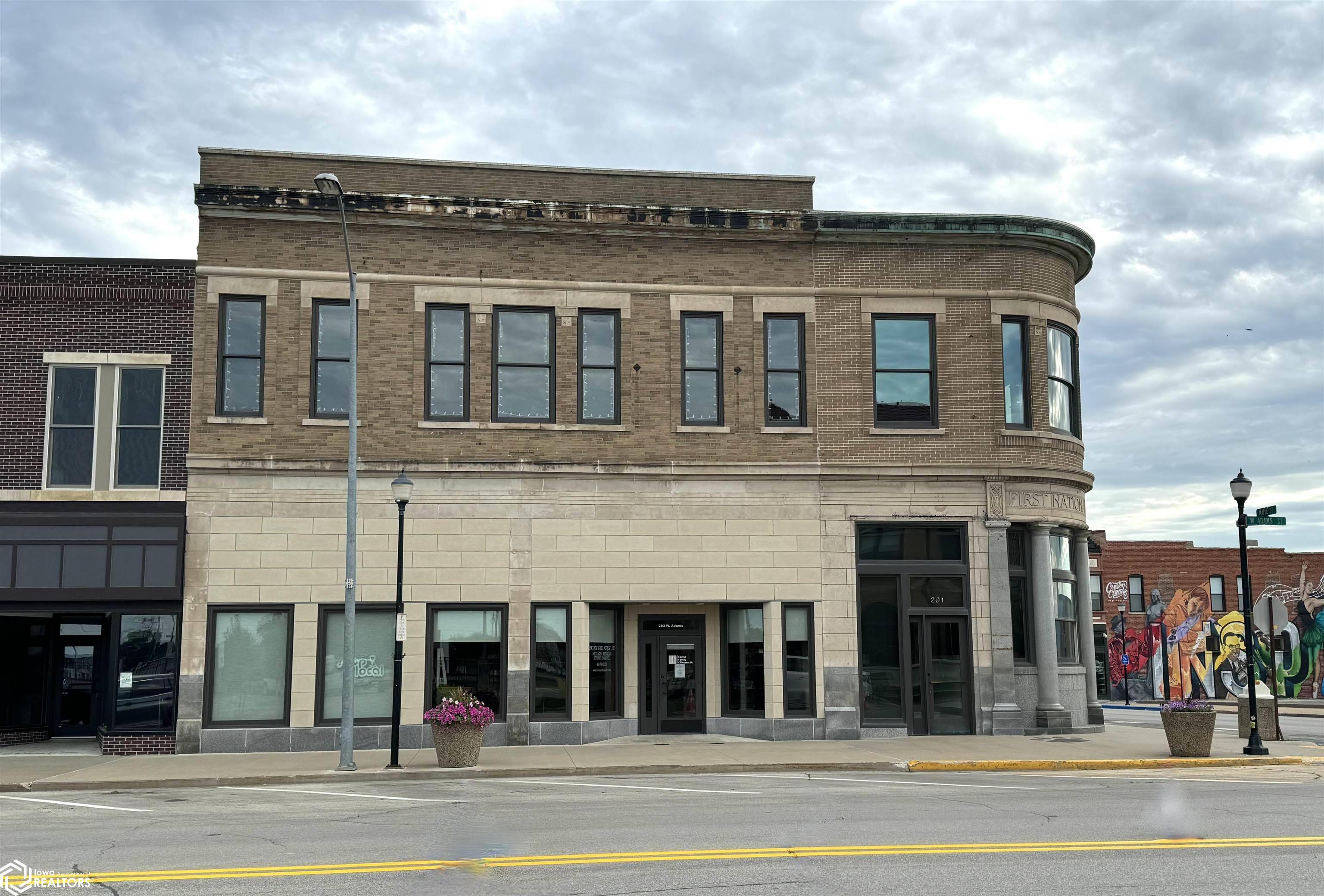 Creston, IA 50801,203 W Adams St