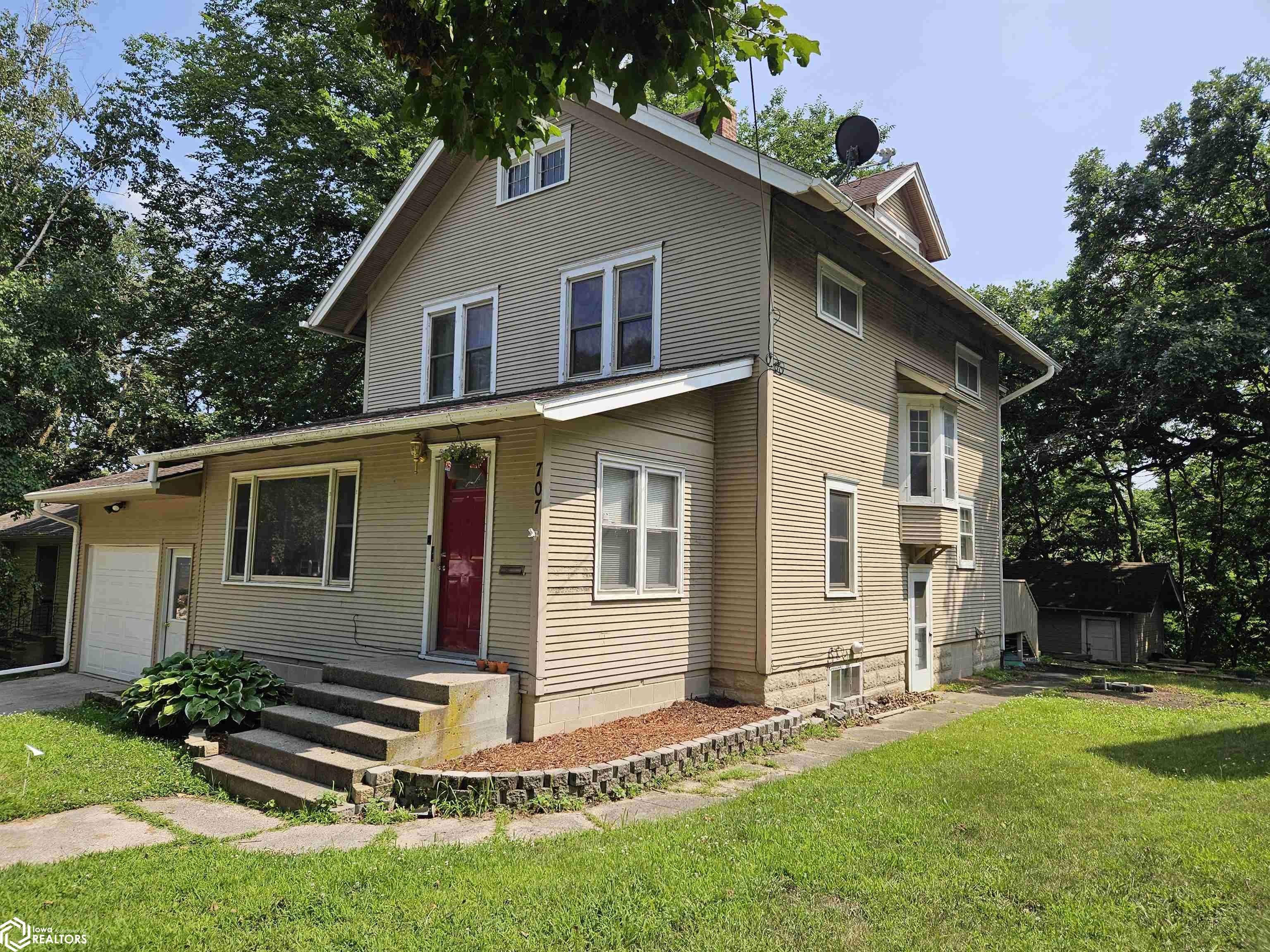 Sac City, IA 50583,707 Leonard St