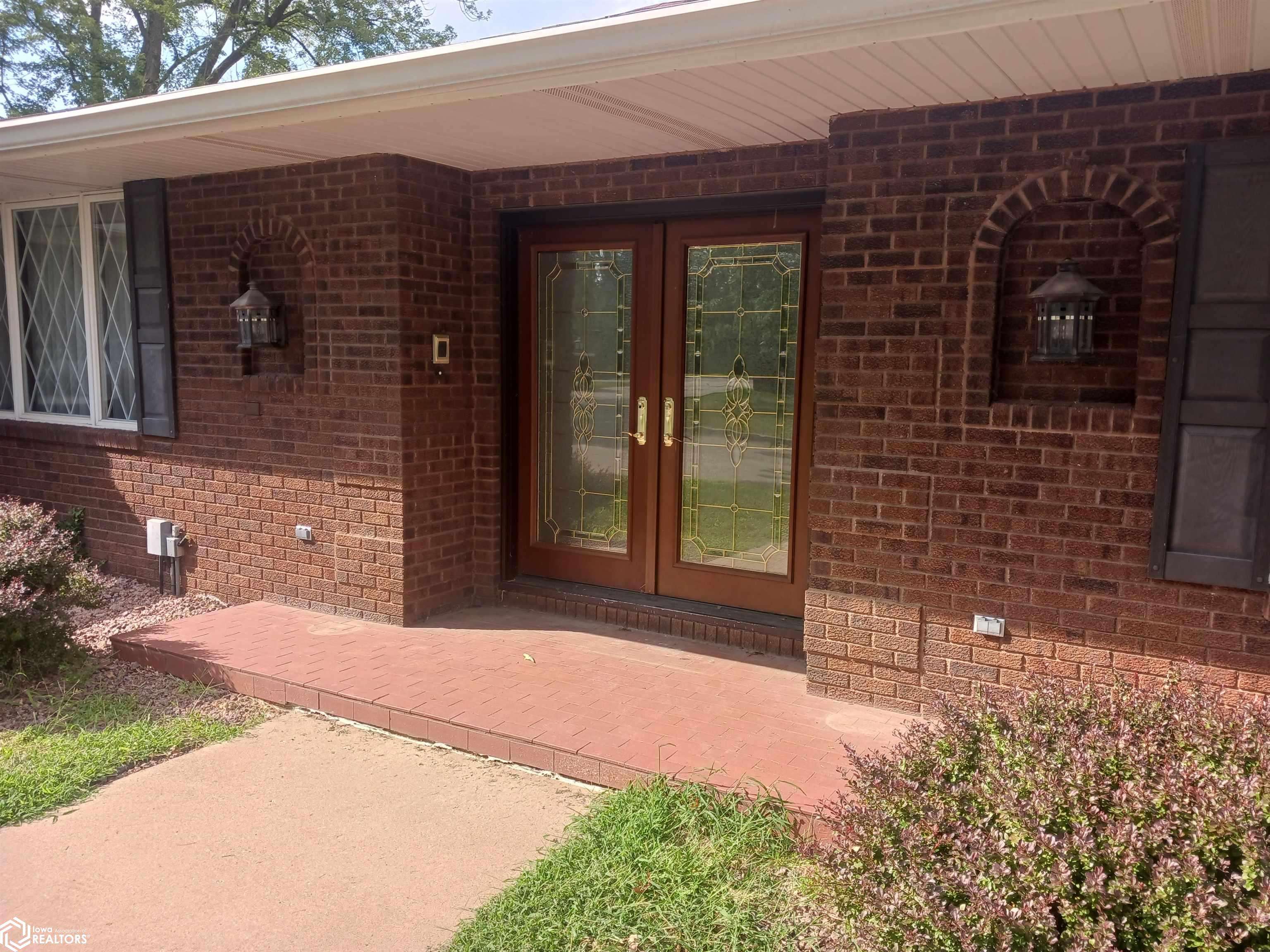 Ottumwa, IA 52501,5 Birchwood Heights Dr