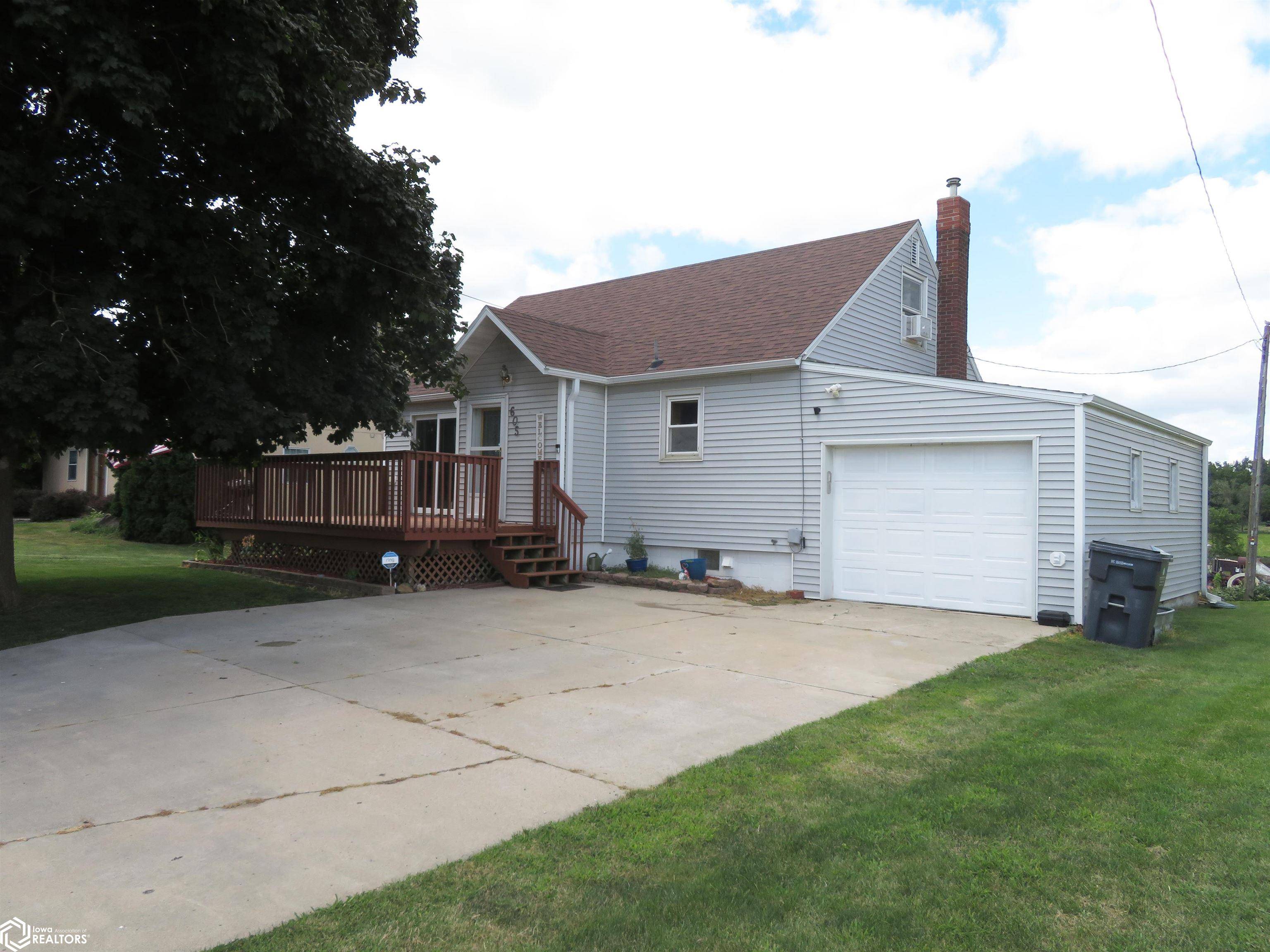 Melbourne, IA 50162,605 4th St