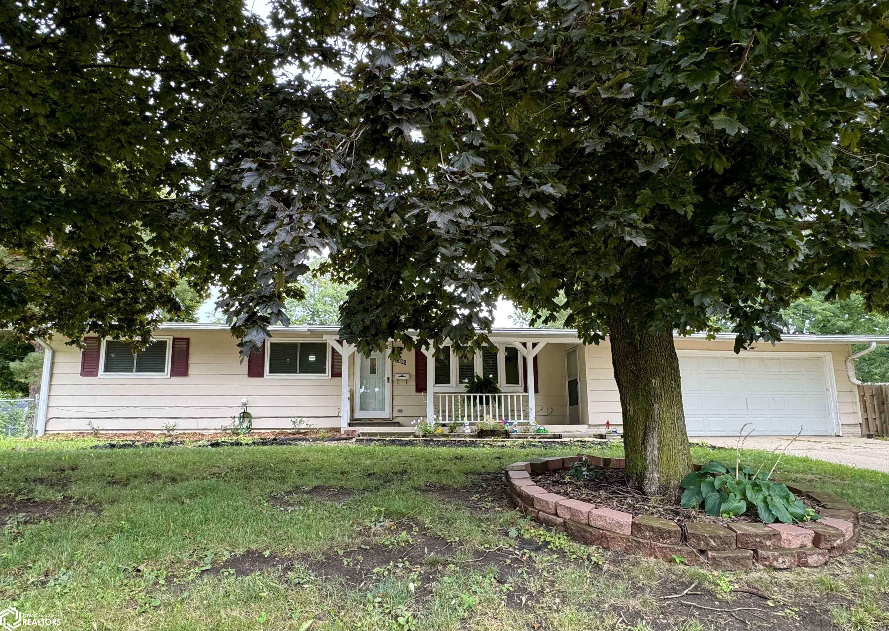 Creston, IA 50801,1405 Hewitt St