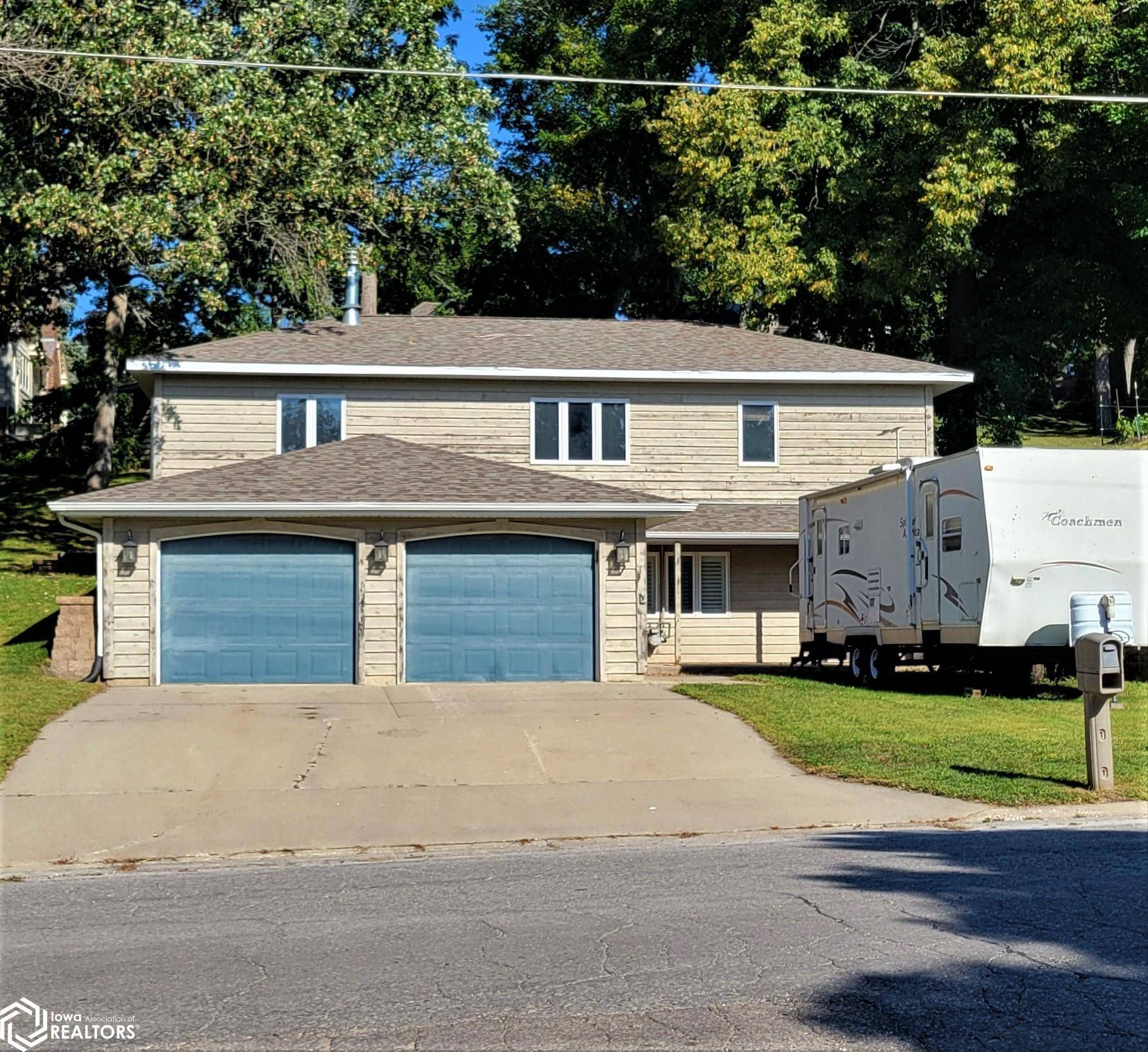 Algona, IA 50511,620 N Hall St