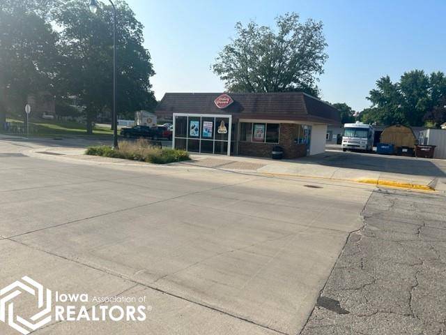 Algona, IA 50511,20 E Nebraska St