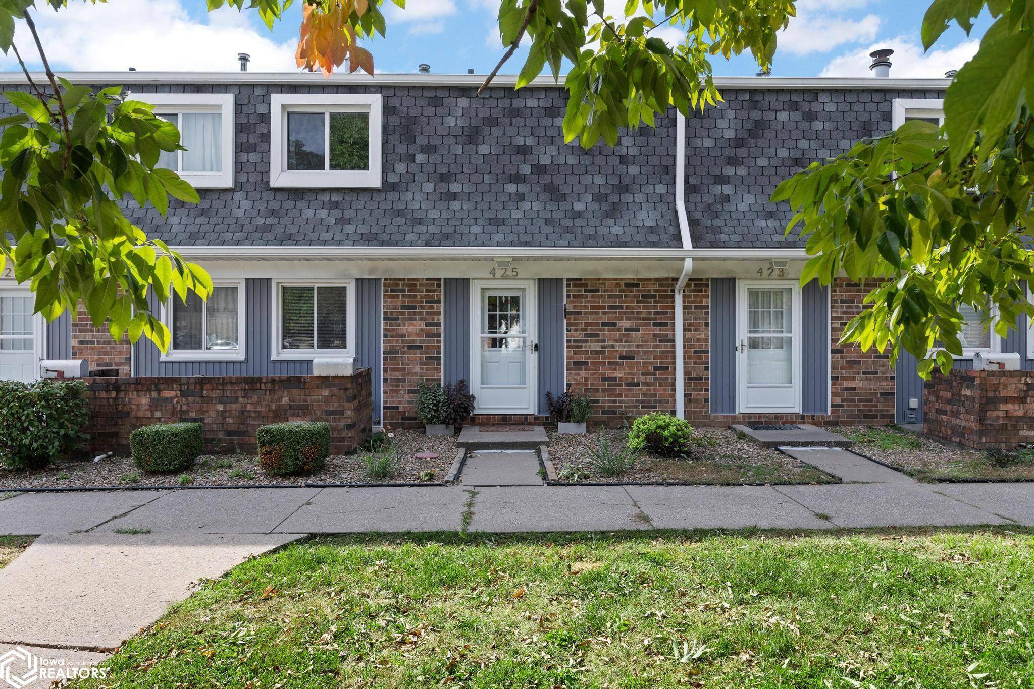 Iowa City, IA 52245,425 Peterson St