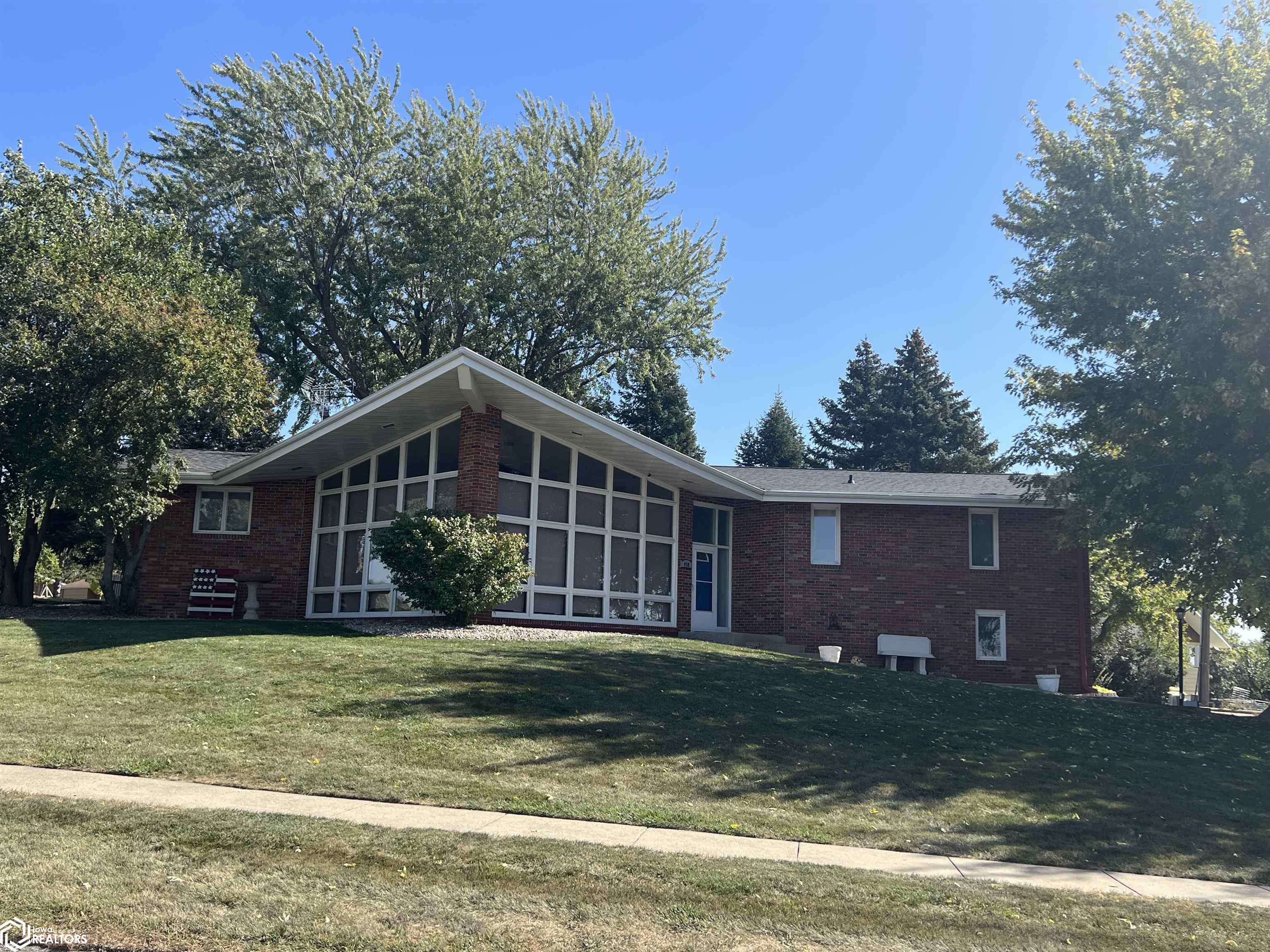 Denison, IA 51442,910 N 20th St