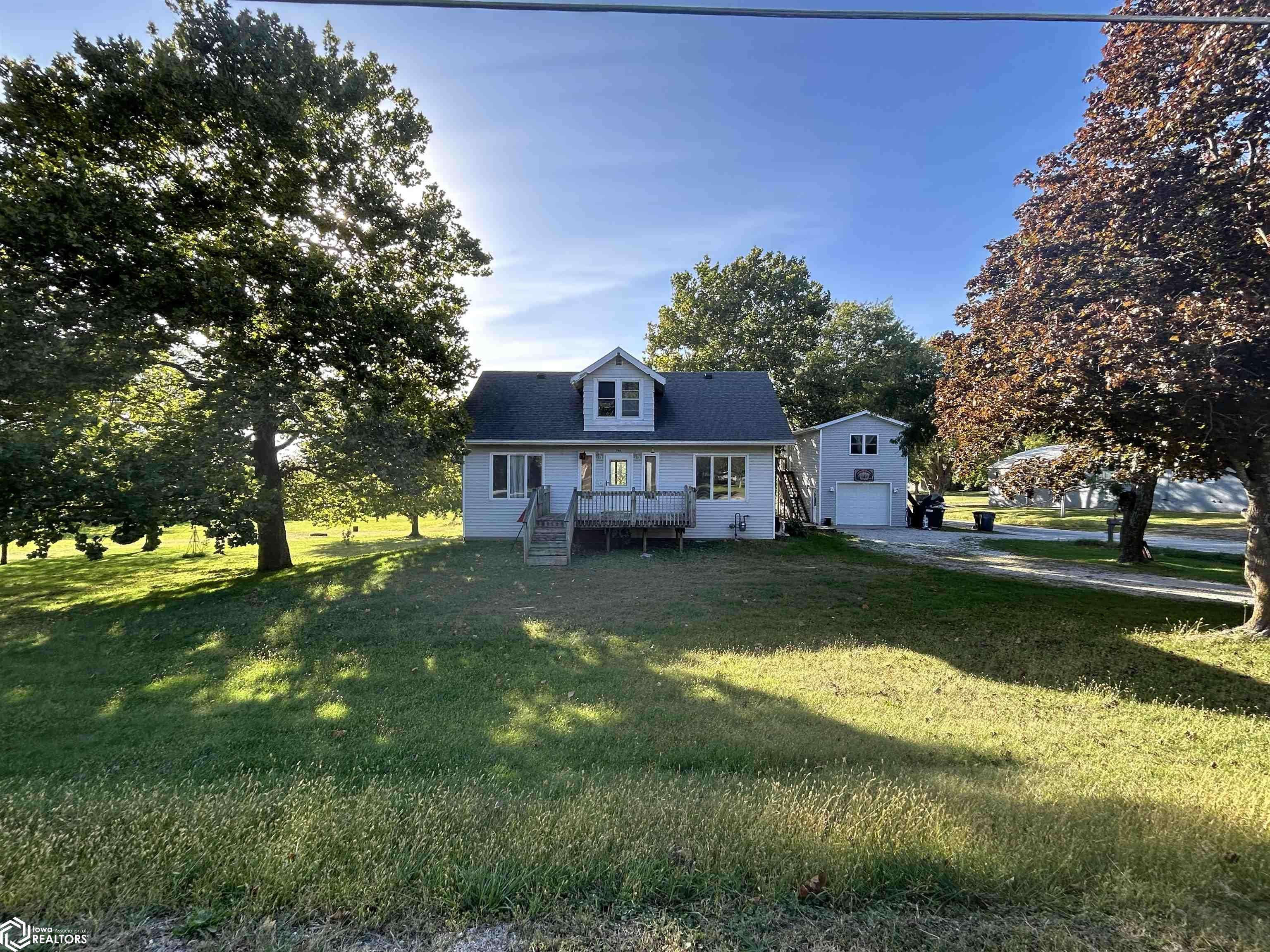 Lamoni, IA 50140,708 S State St