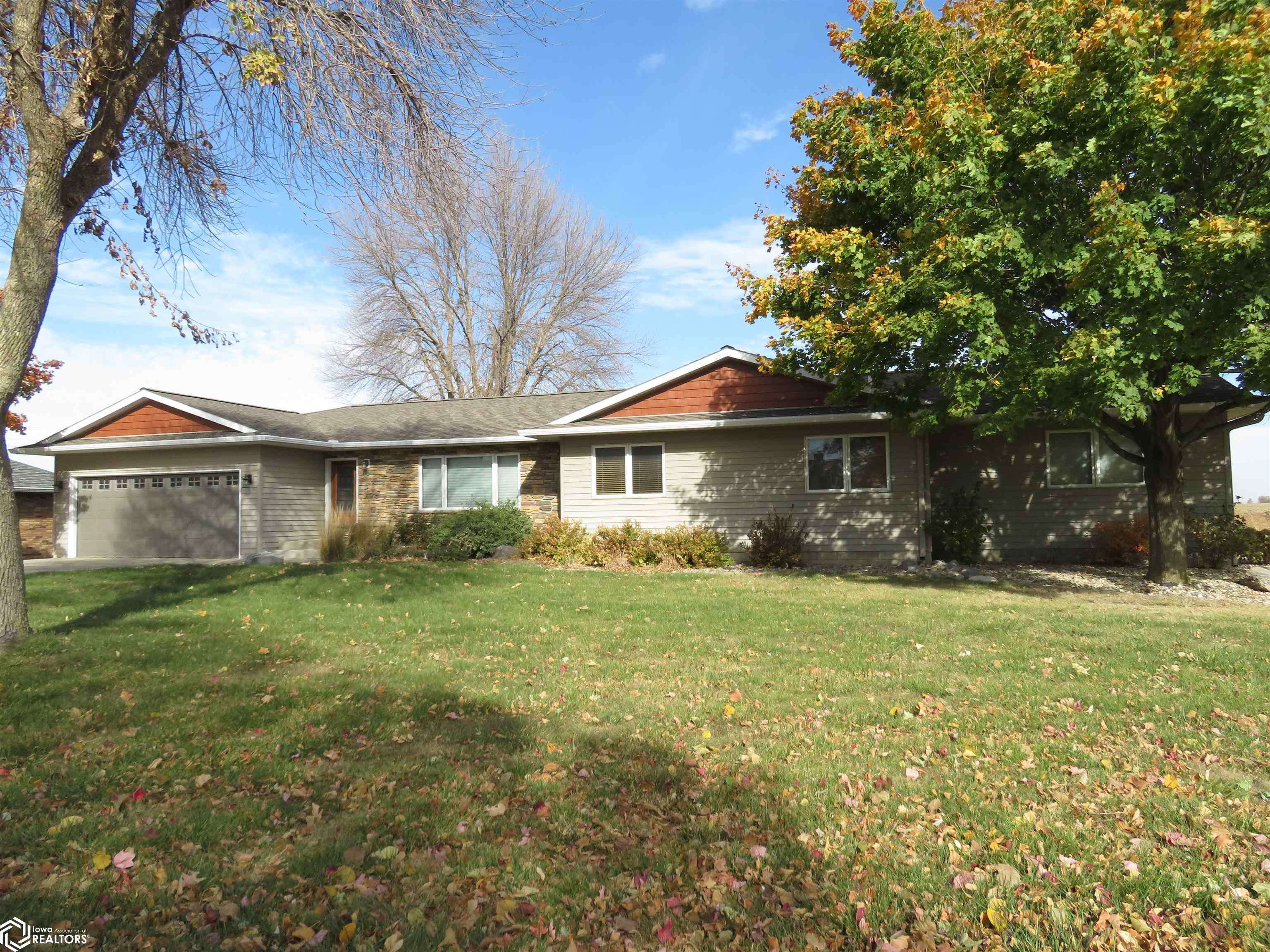 Clarion, IA 50525,809 Cedar Dr