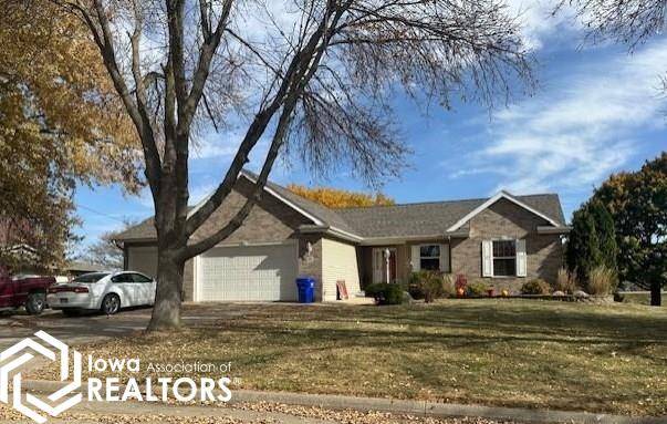 Britt, IA 50423,907 Golfview Ave