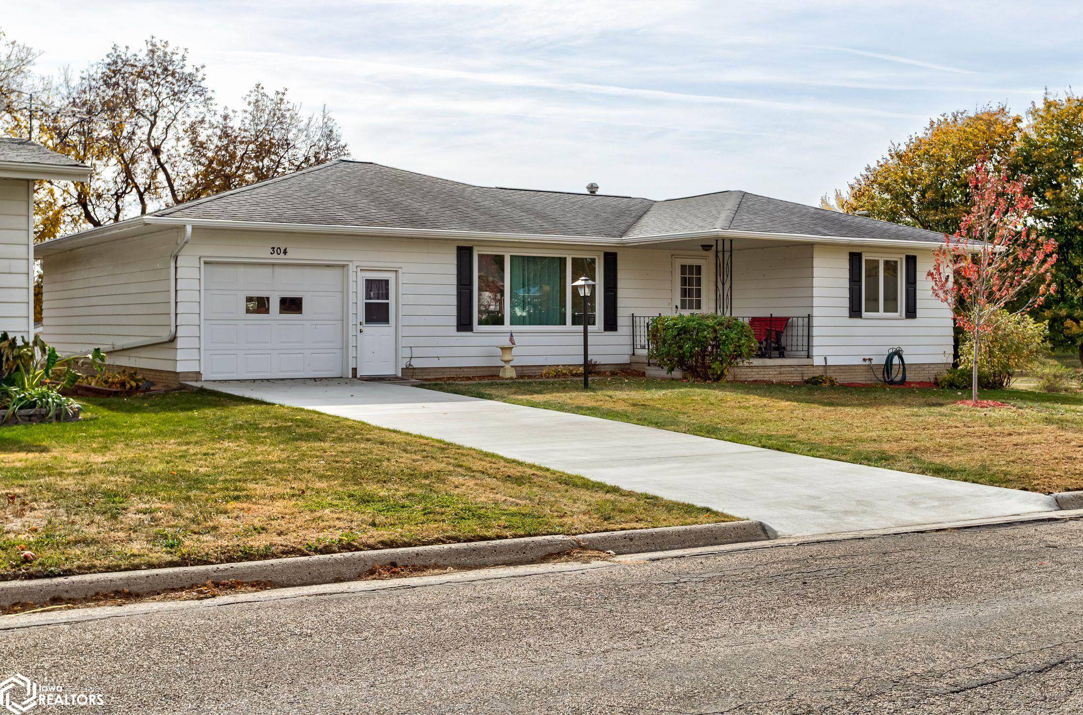 State Center, IA 50247,304 3rd St SE