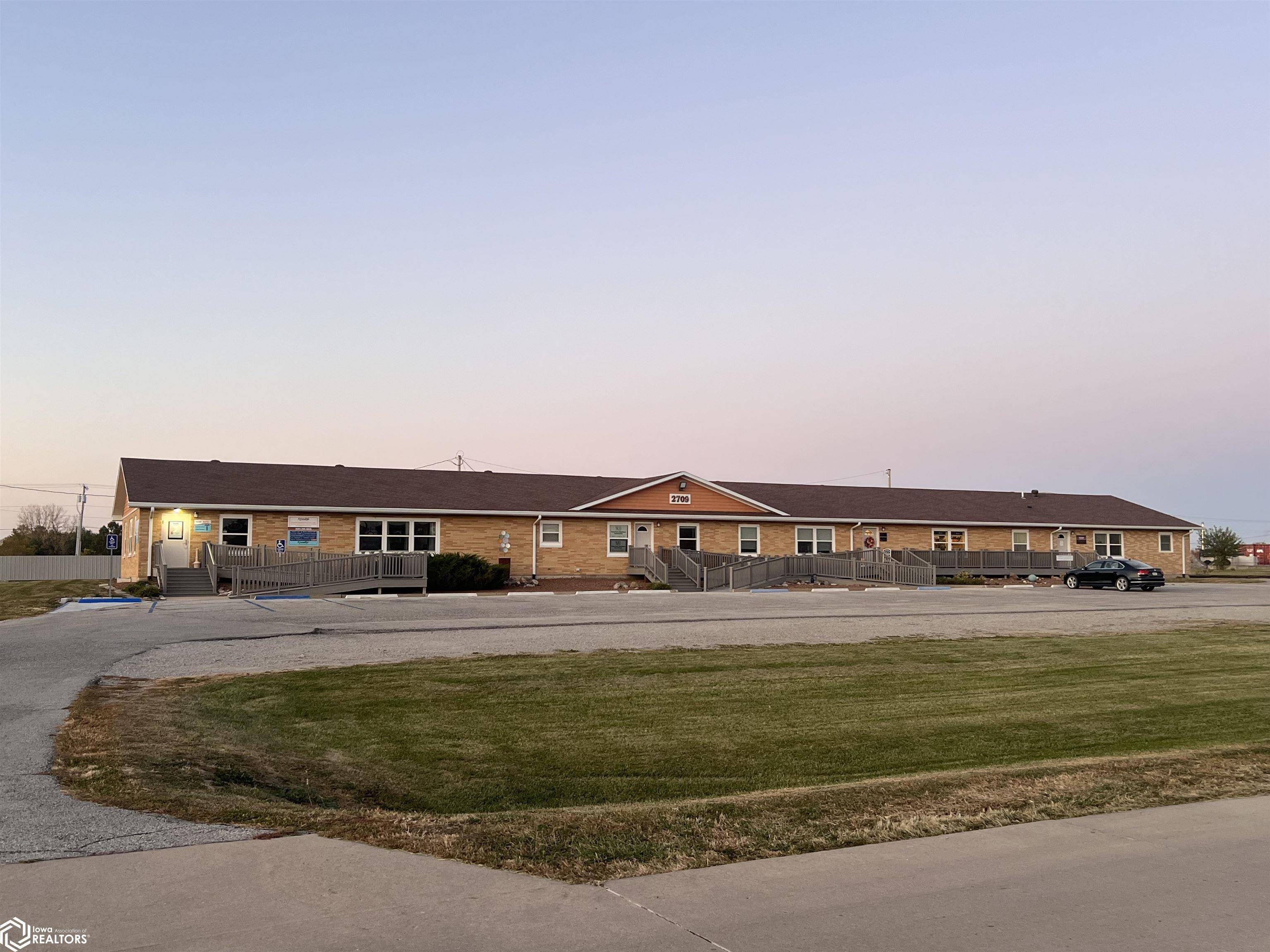 Fairfield, IA 52556,2709 W Briggs Ave
