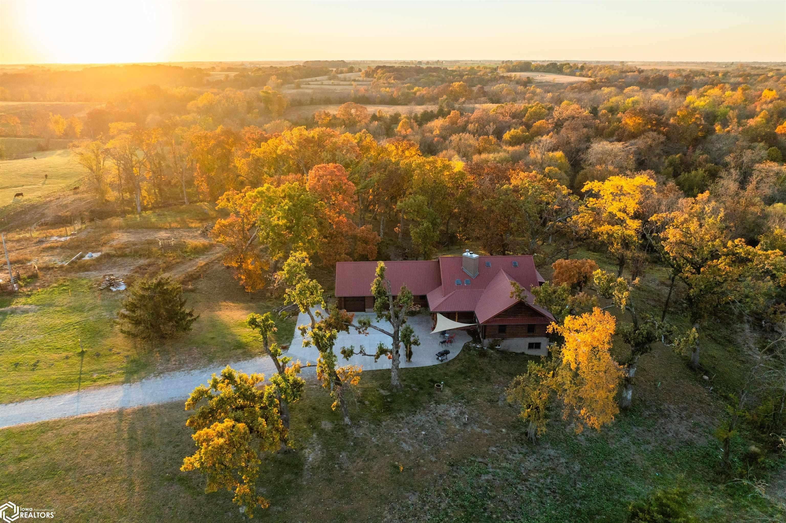 New London, IA 52645,2751 Nebraska Ave