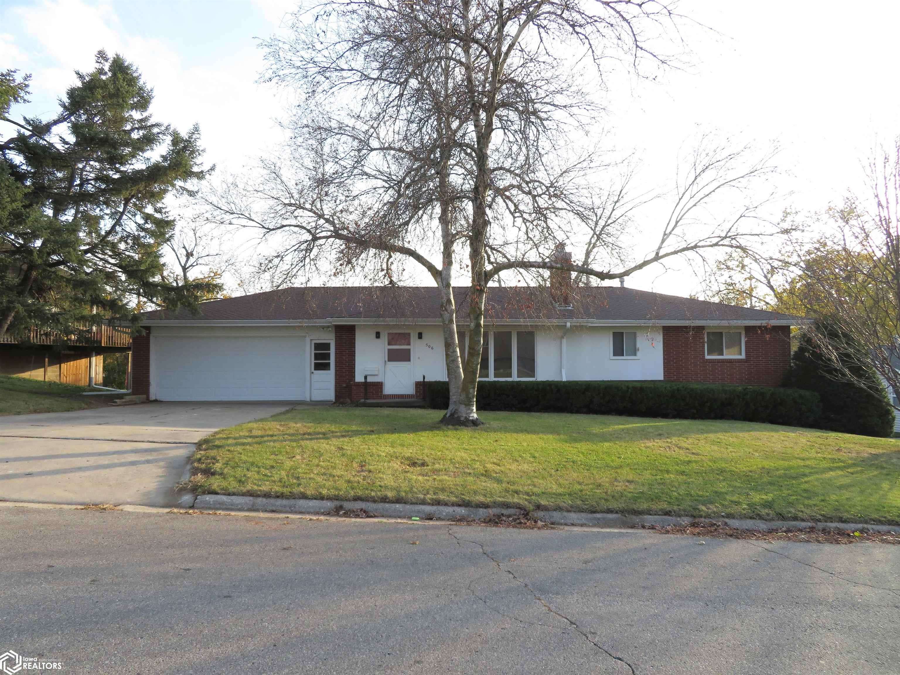 Marshalltown, IA 50158,506 Sunset Ln