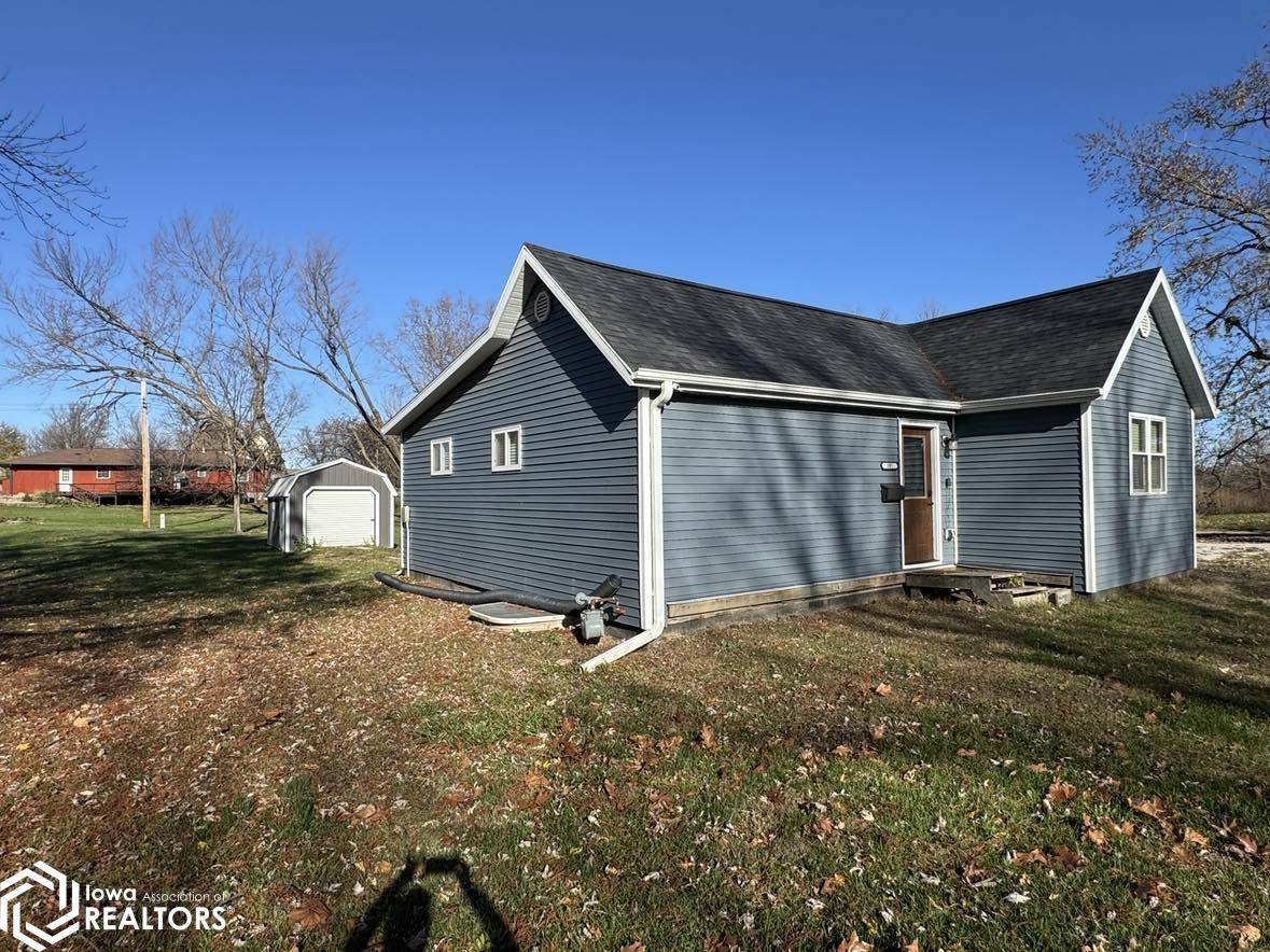 Moulton, IA 52572,307 E 5th St
