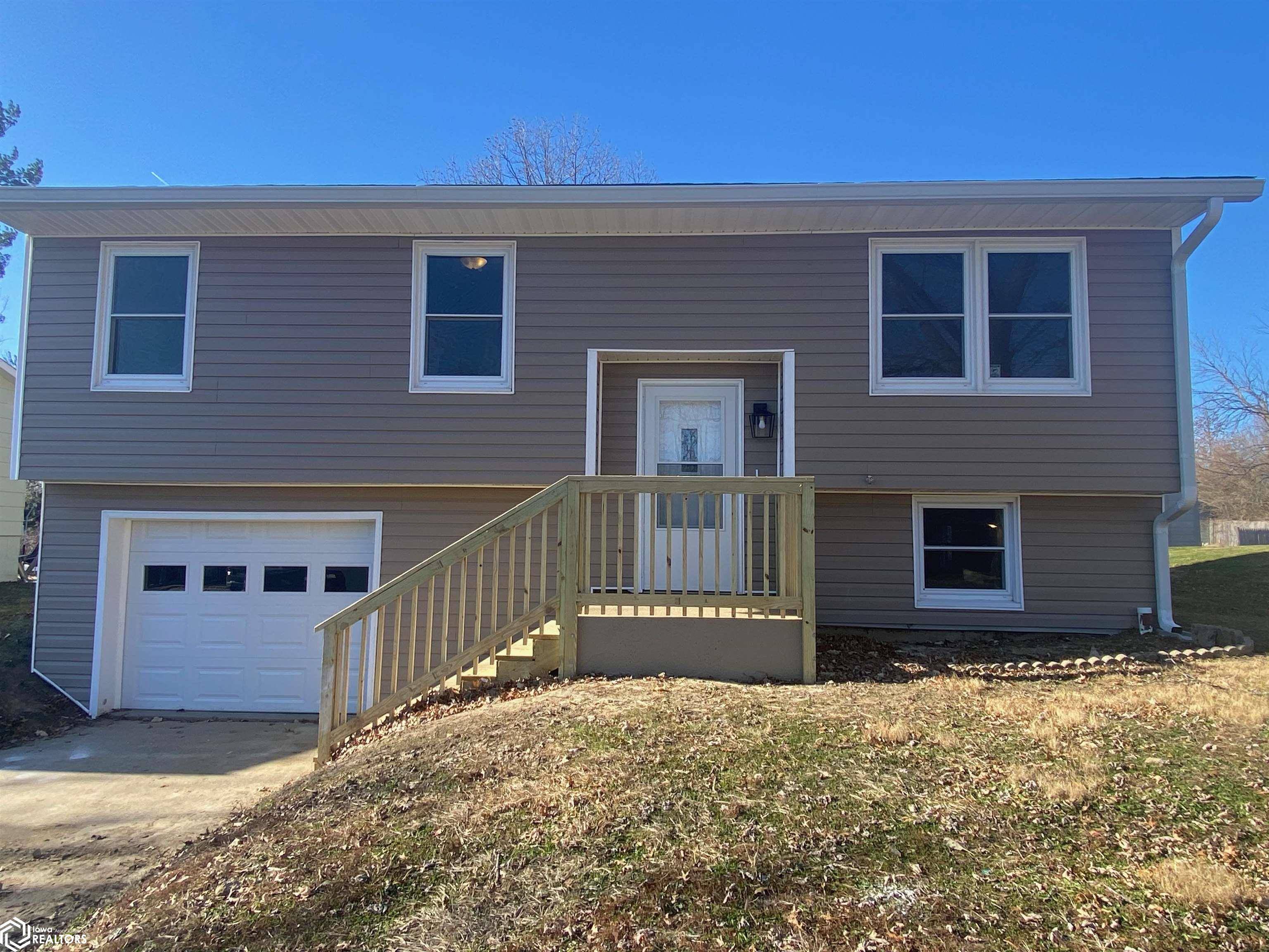 Fairfield, IA 52556,1508 Southview Cir