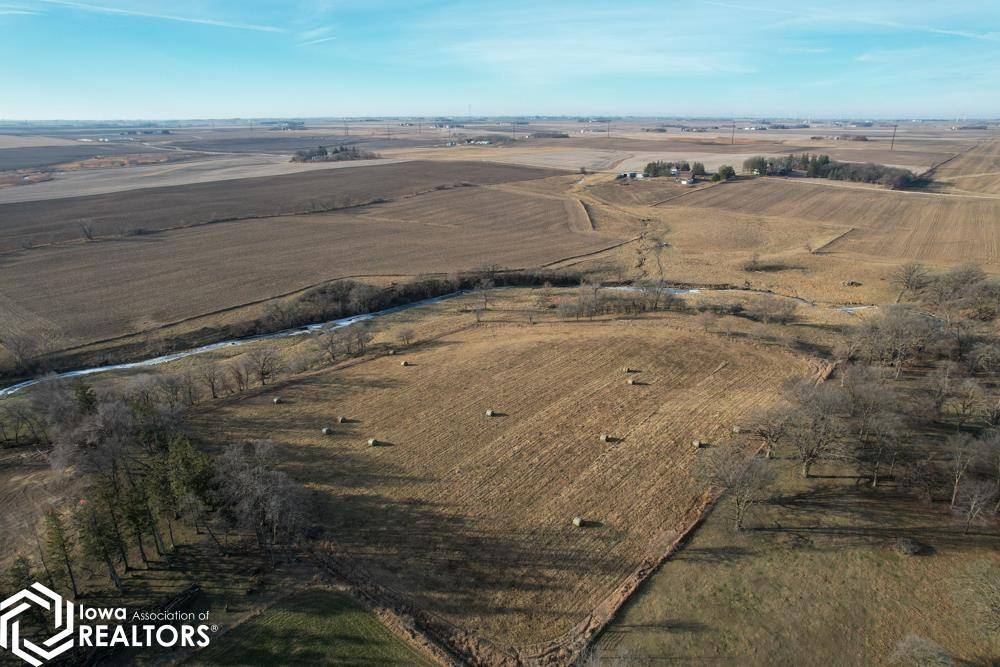 Hampton, IA 50441,1861 Lark Ave