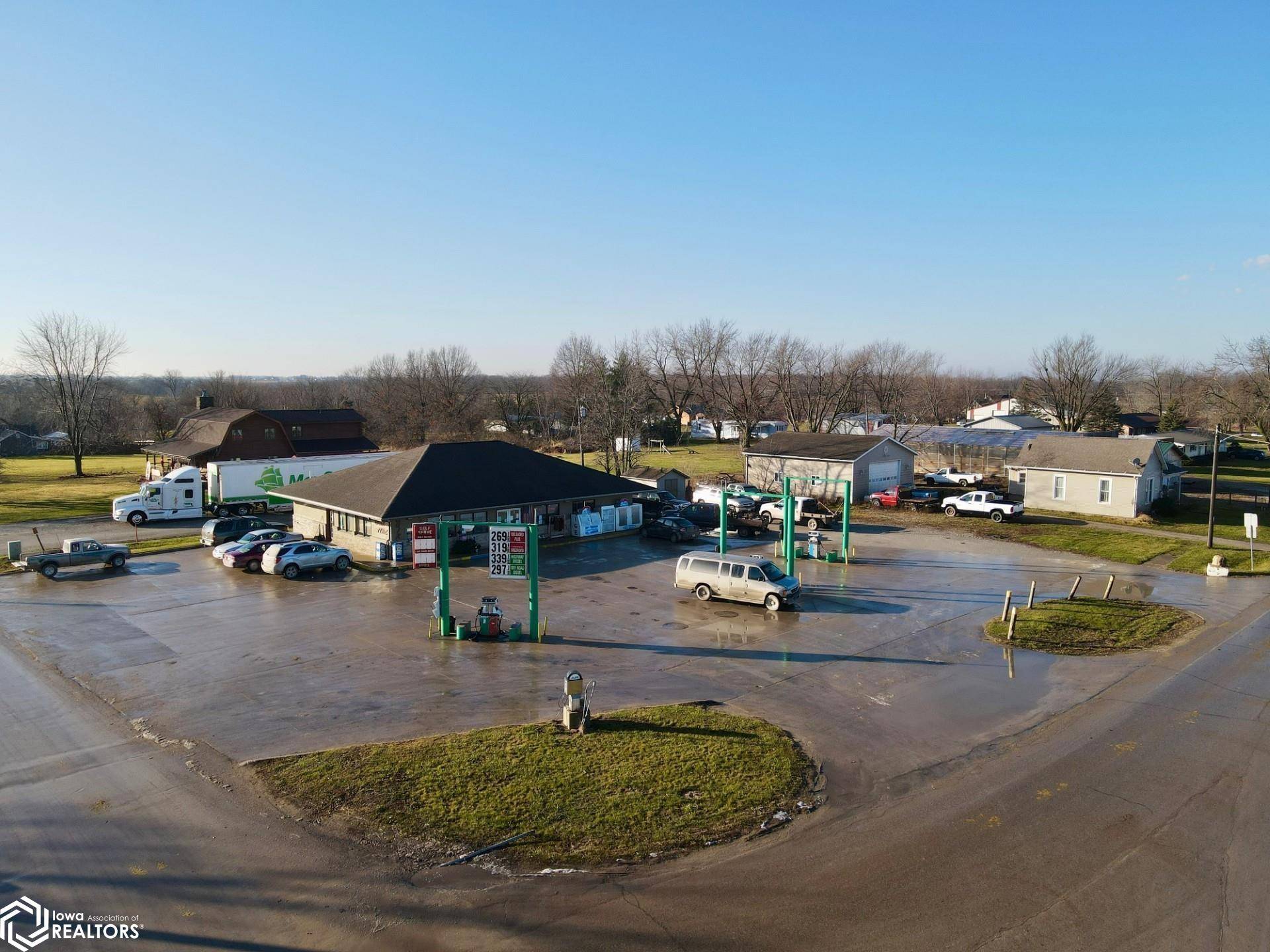 Drakesville, IA 52552,203 W Main St