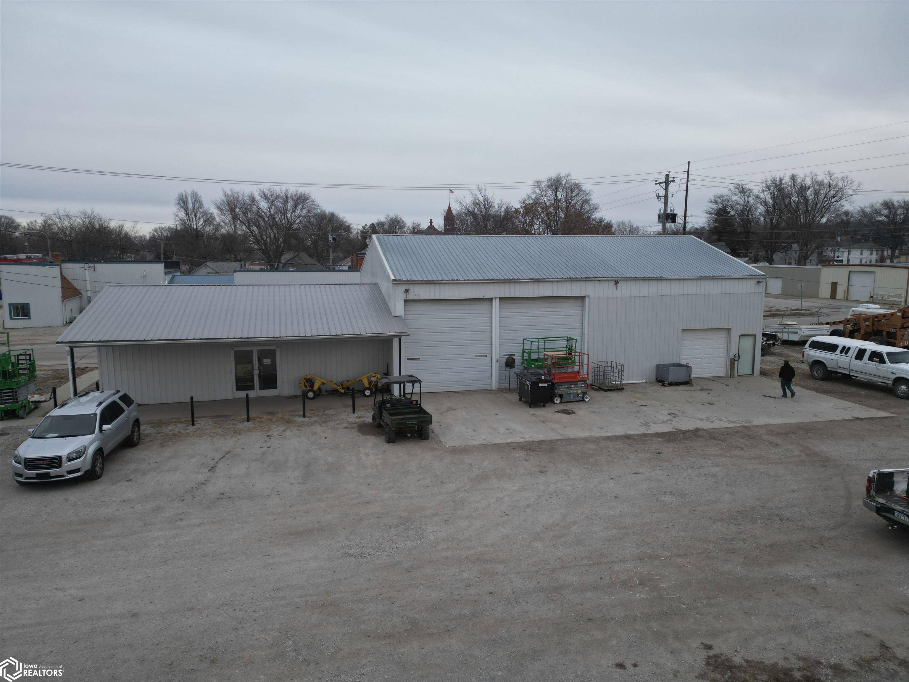 Red Oak, IA 51566,106 W Market Street