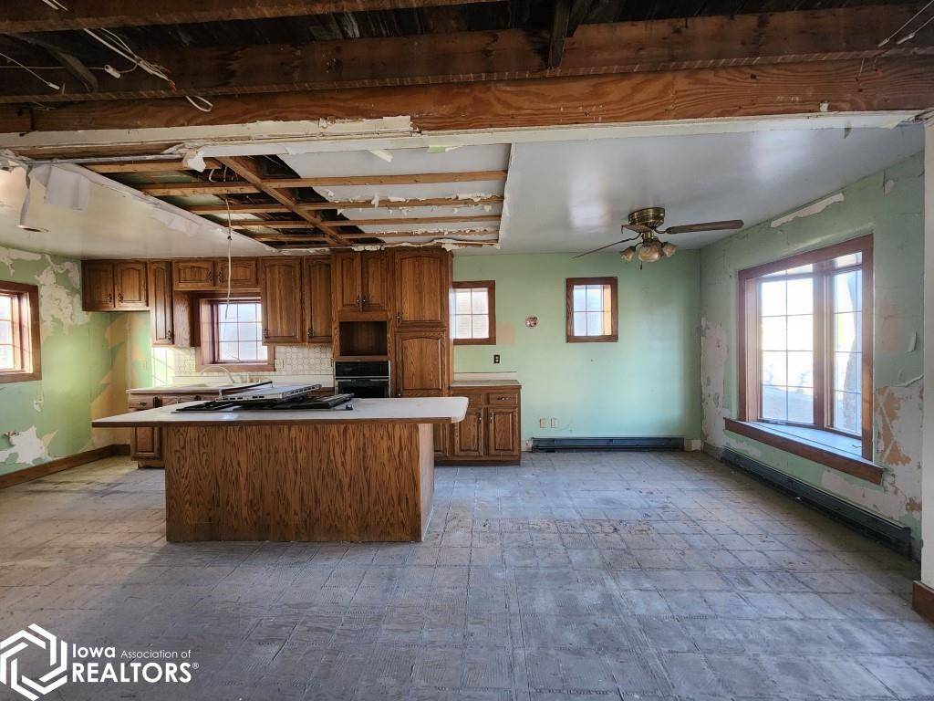 Mason City, IA 50401,1106 N Jefferson Ave