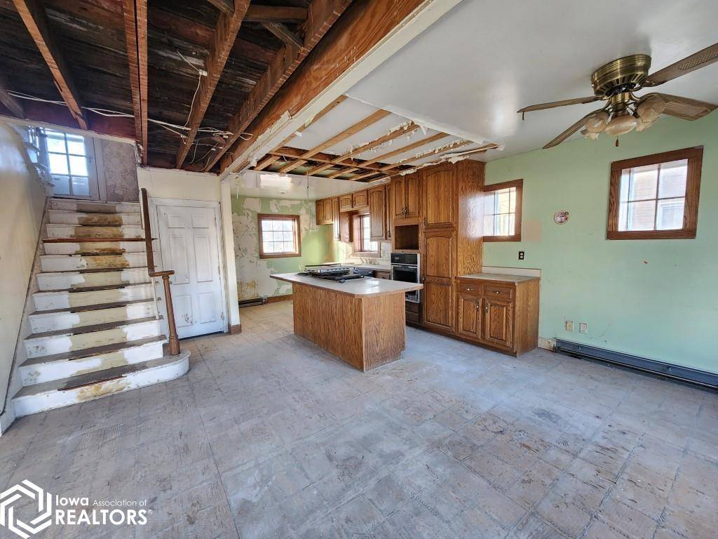 Mason City, IA 50401,1106 N Jefferson Ave