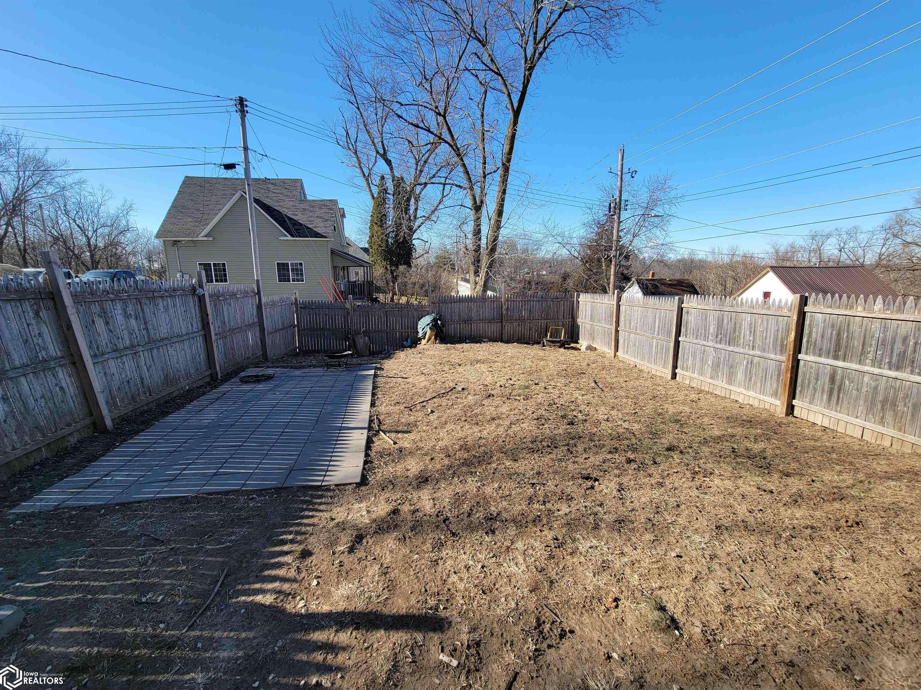Ottumwa, IA 52501,1225 N Wapello St