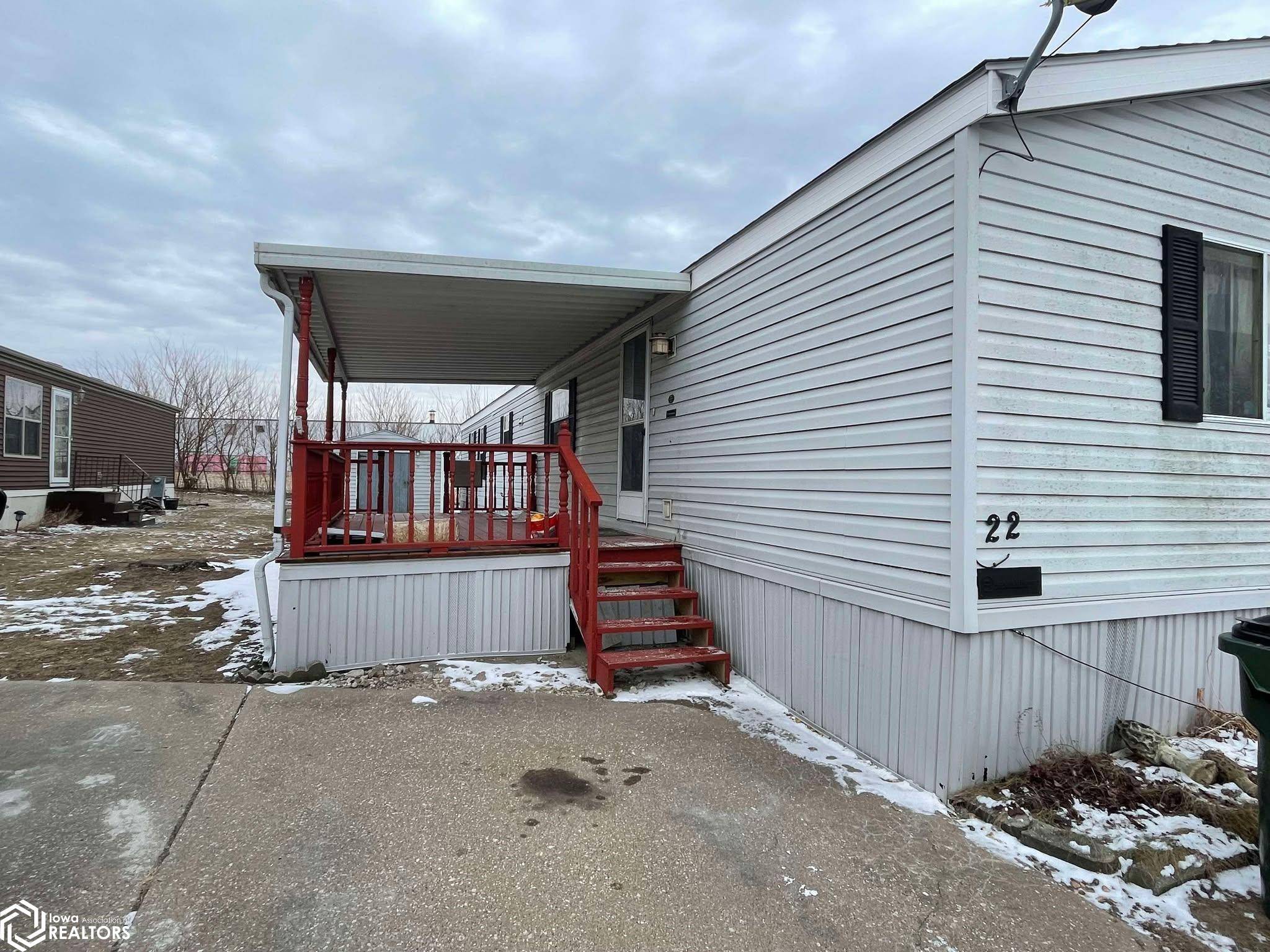 West Burlington, IA 52655,509 W Agency Rd