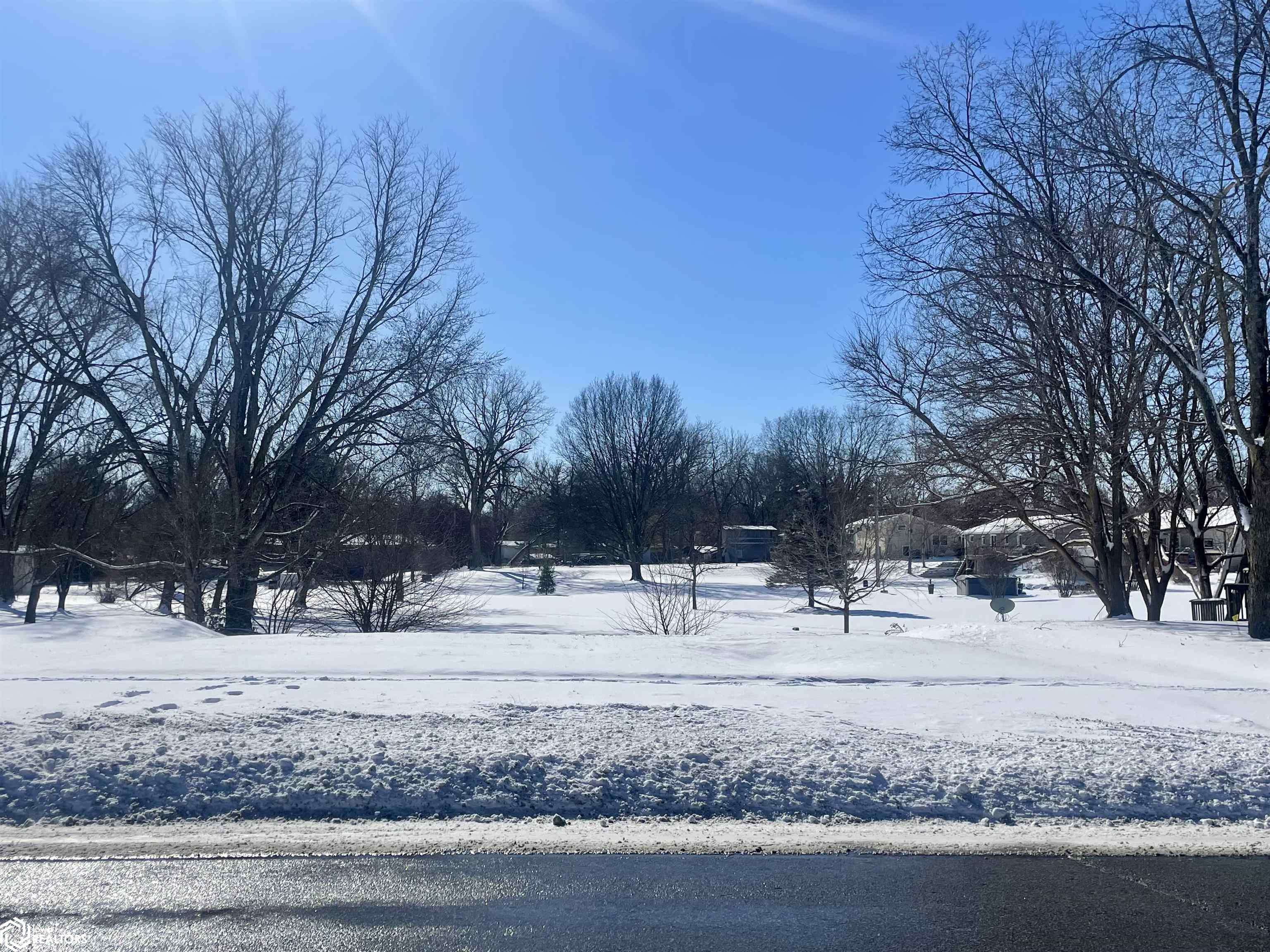 Ames, IA 50010,320 Jewel Dr