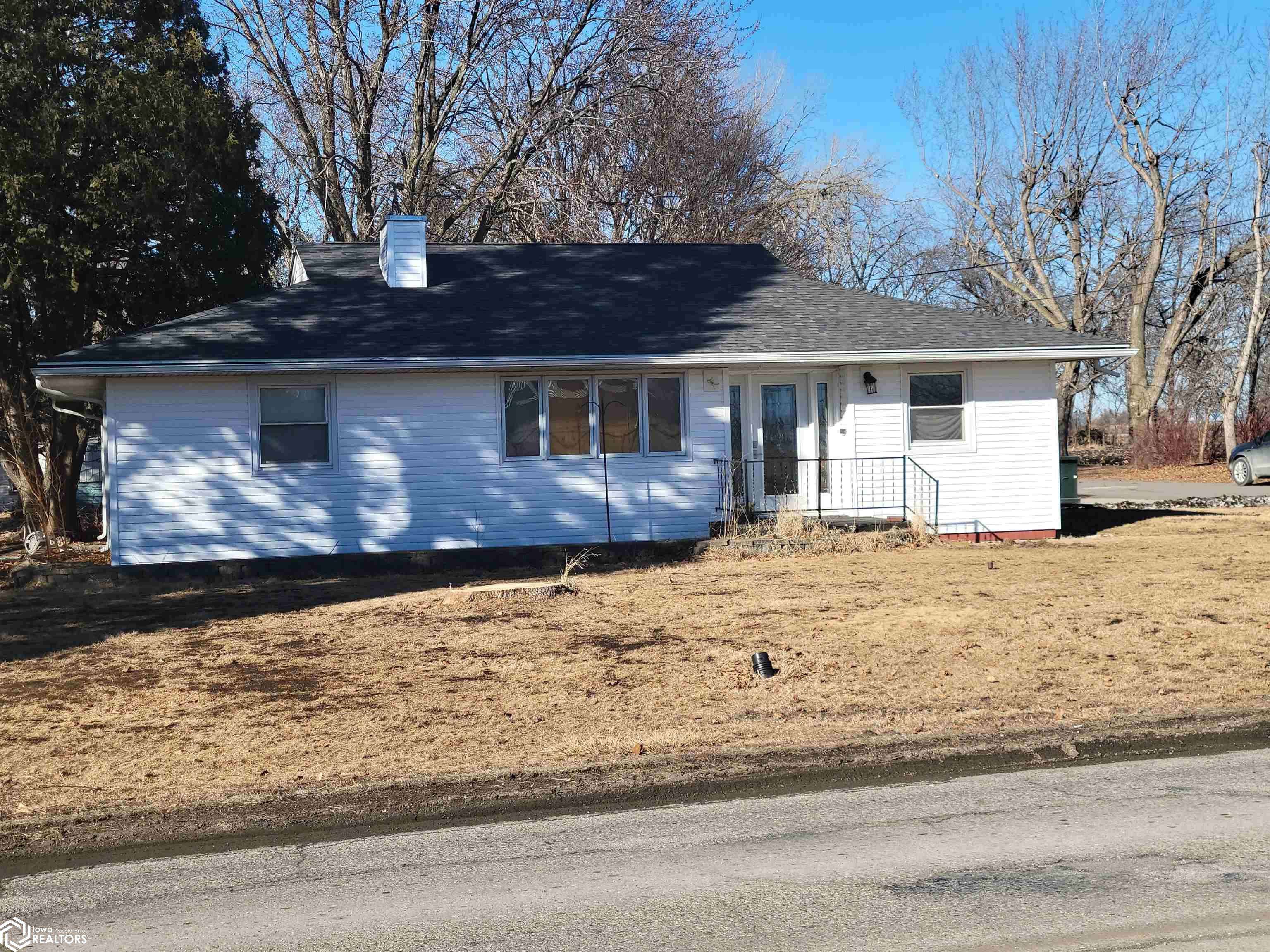 Eagle Grove, IA 50533,821 NE 2nd St