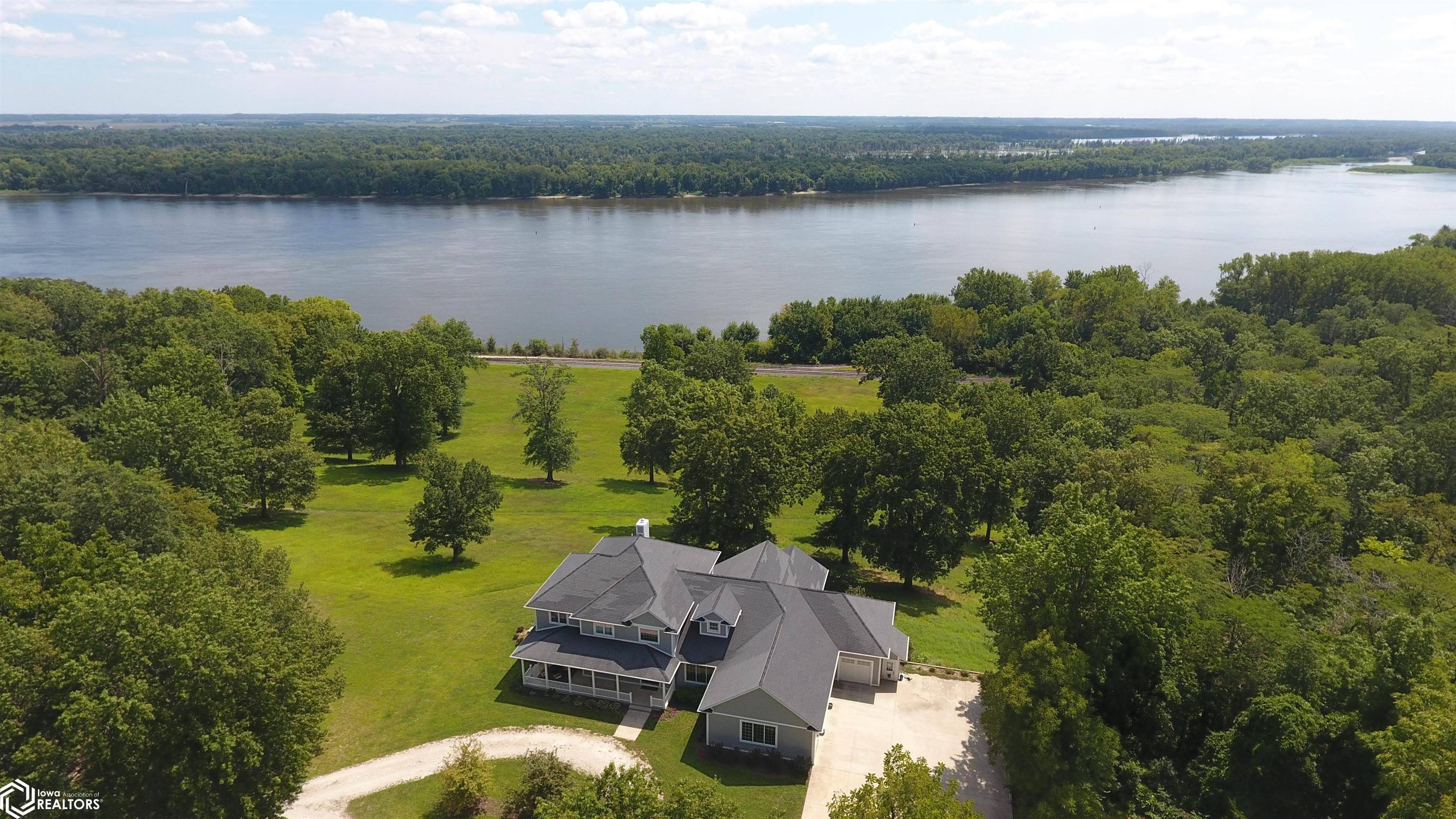 Burlington, IA 52601,5007 Ferres Ln