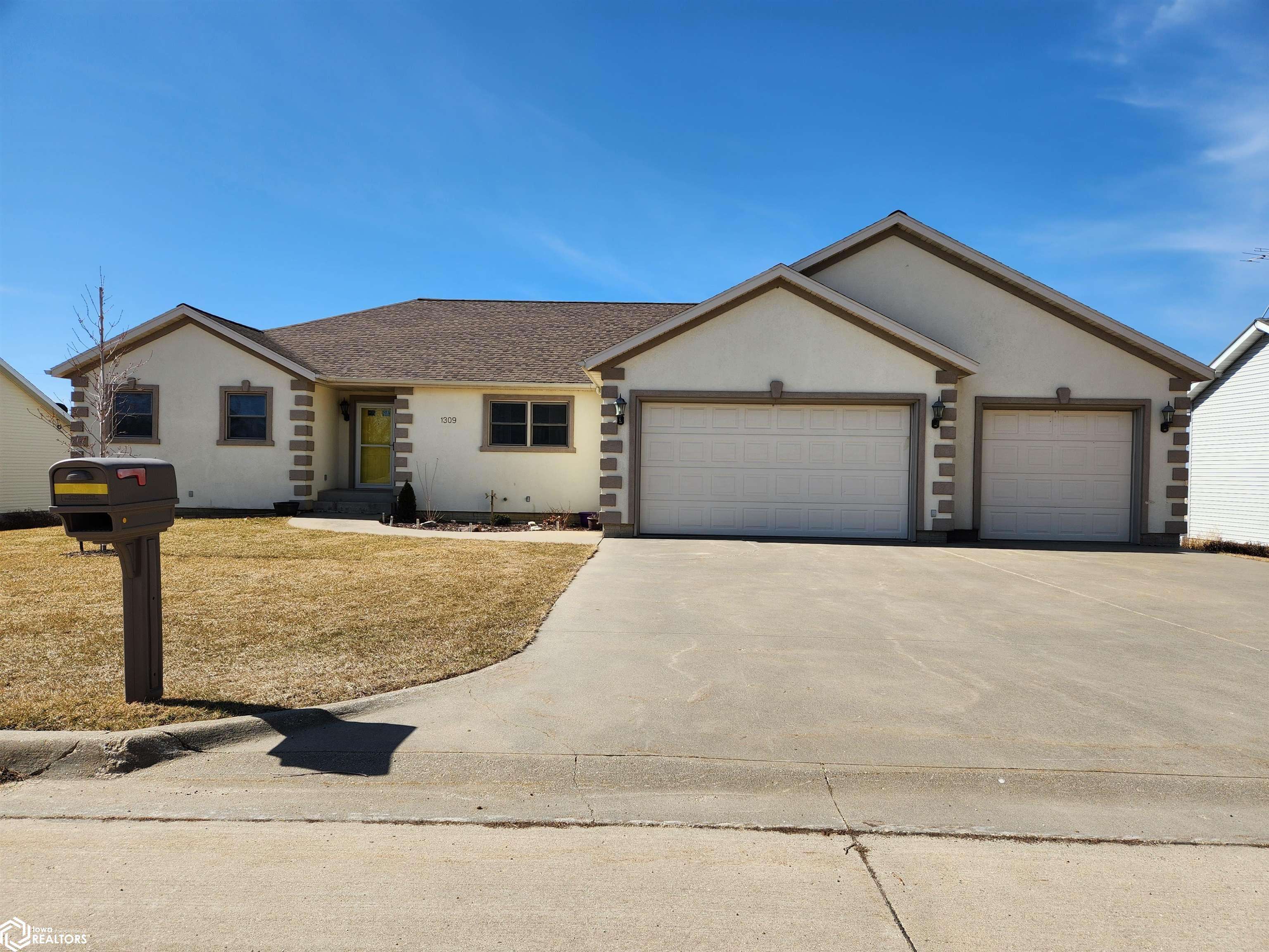 Tama, IA 52339-1057,1309 Overlook Dr