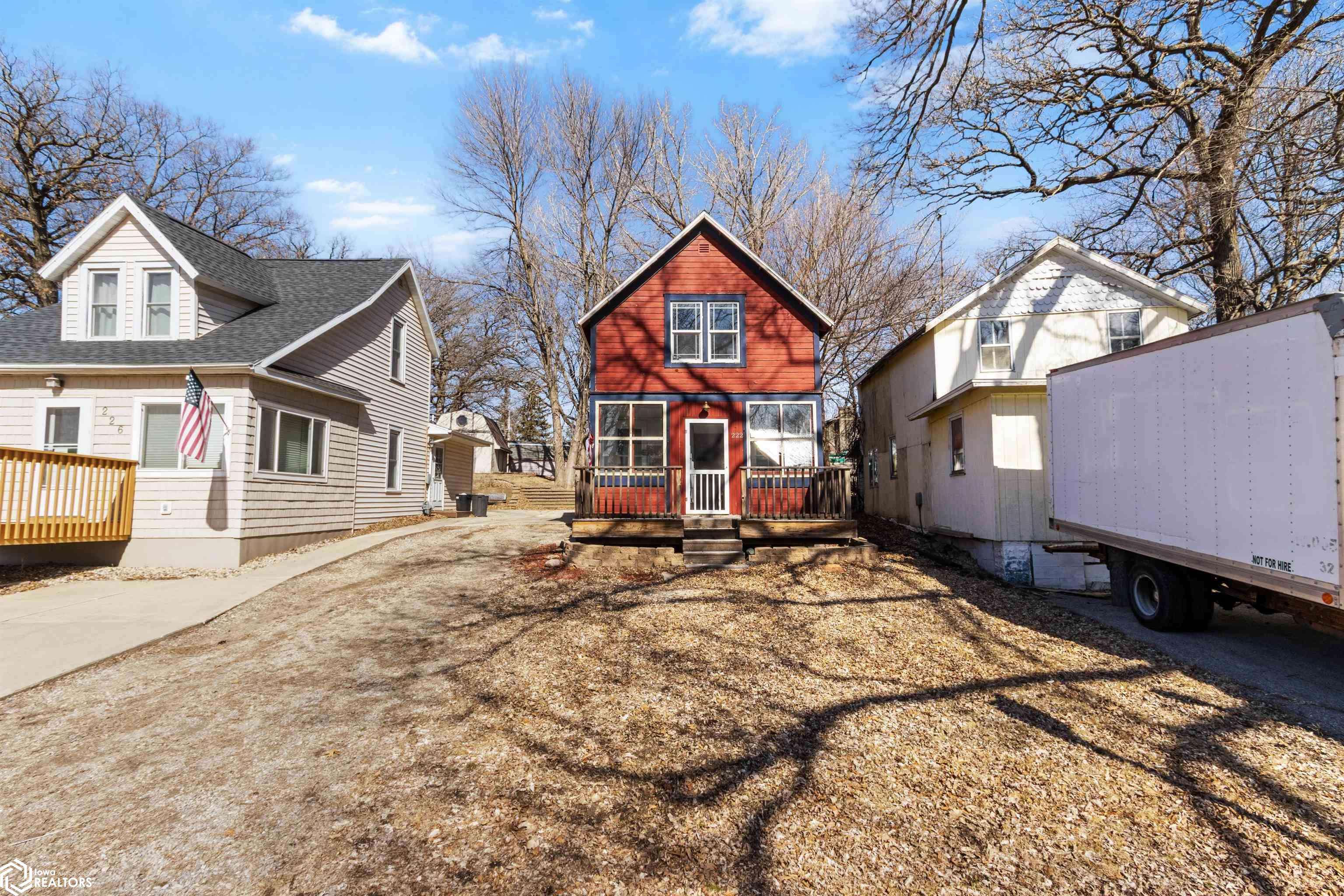 Clear Lake, IA 50428,222 Glen Cove Dr
