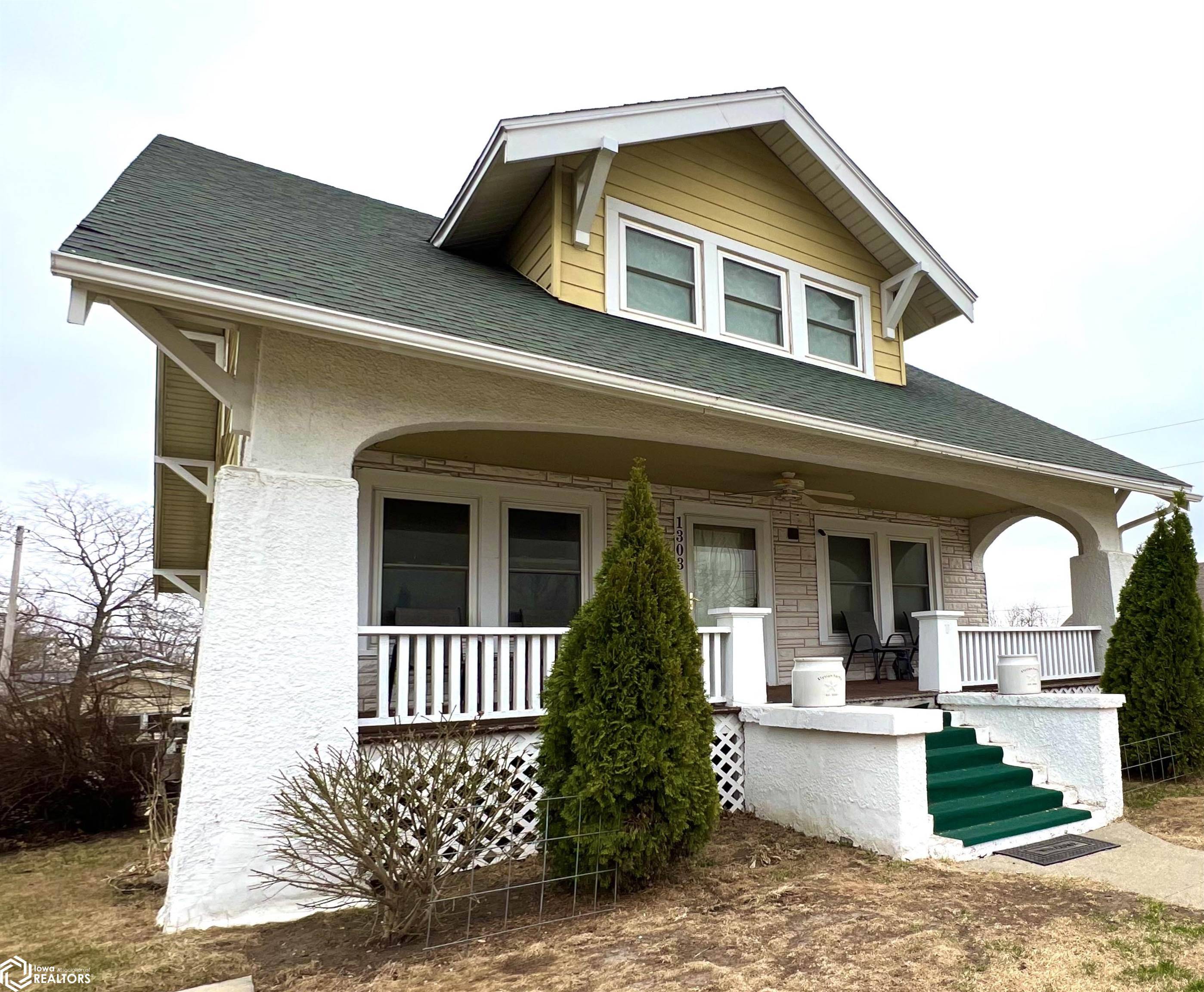 Leon, IA 50144,1303 NW Church St
