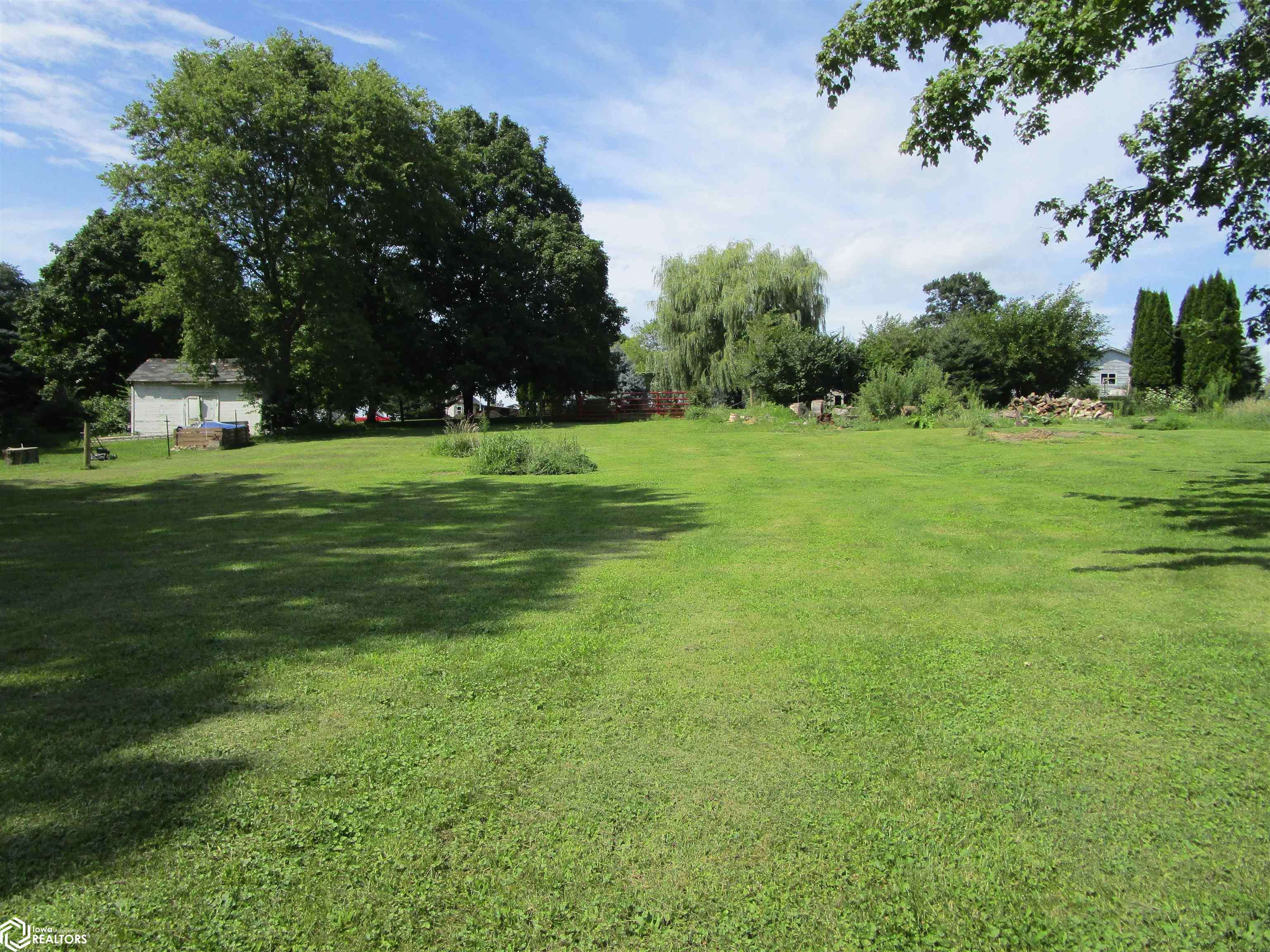 Iowa Falls, IA 50126,714 Henderson St