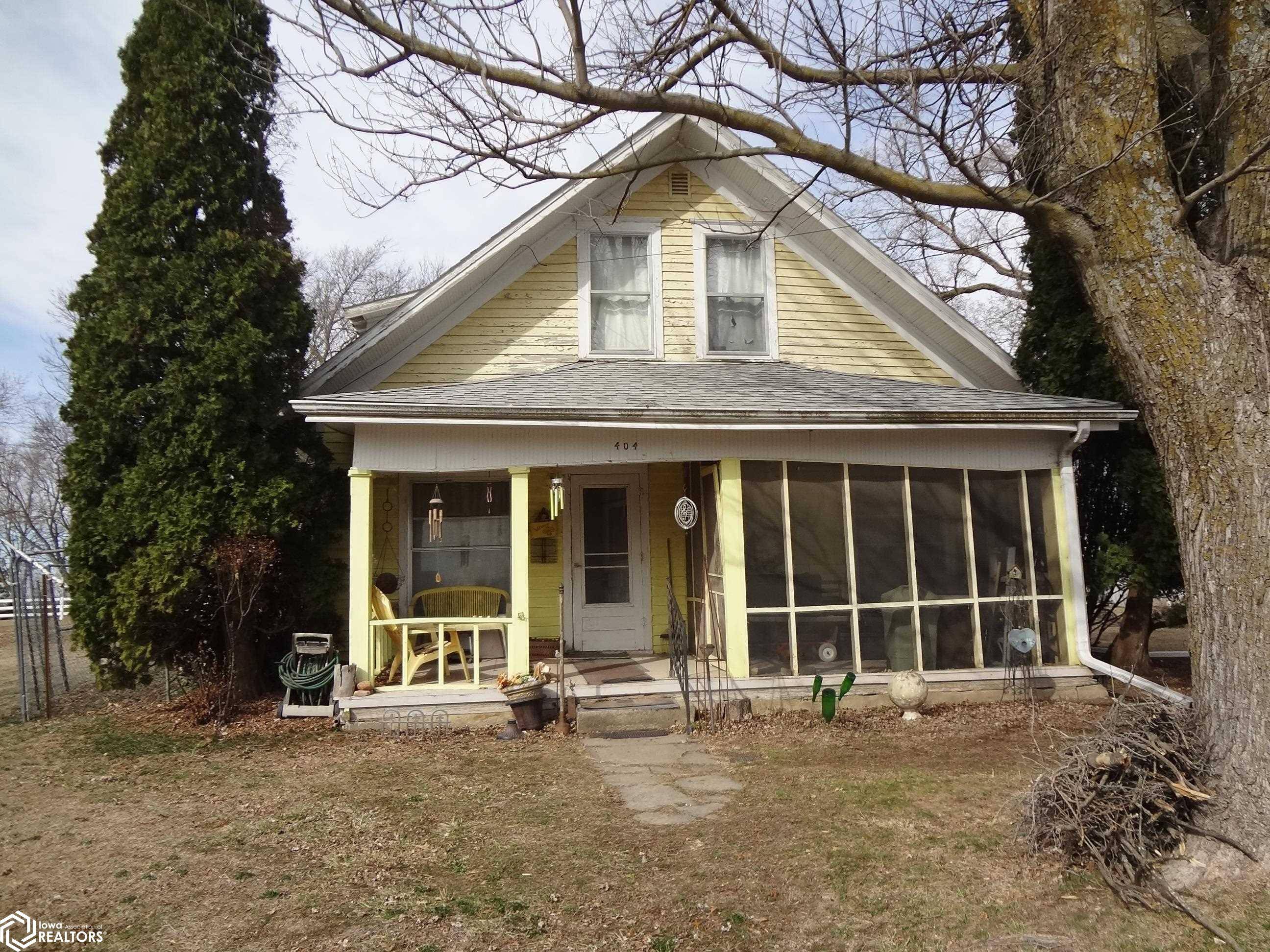 College Springs, IA 51637,404 Missouri Ave