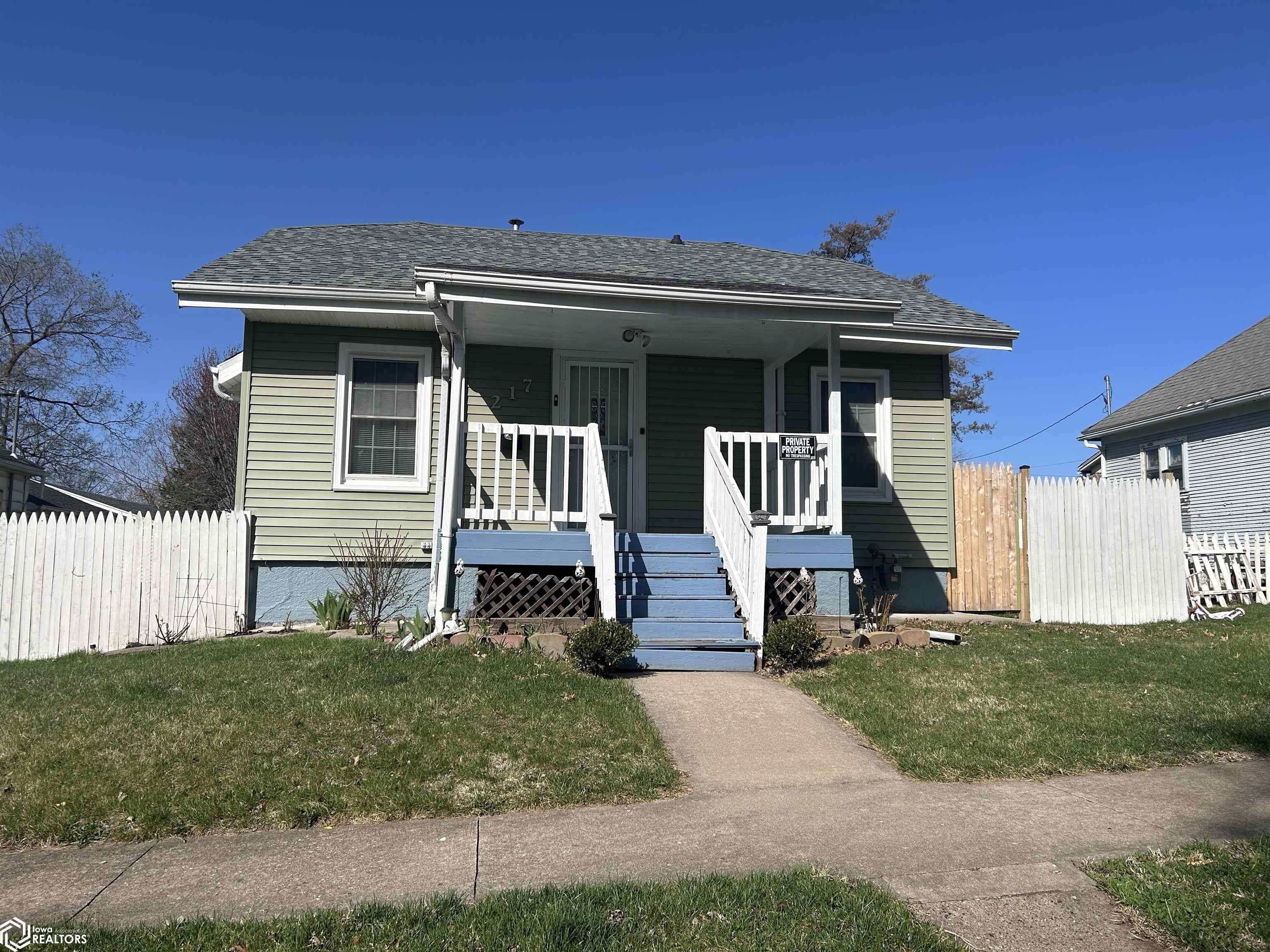 Ottumwa, IA 52501,217 N Van Buren Ave