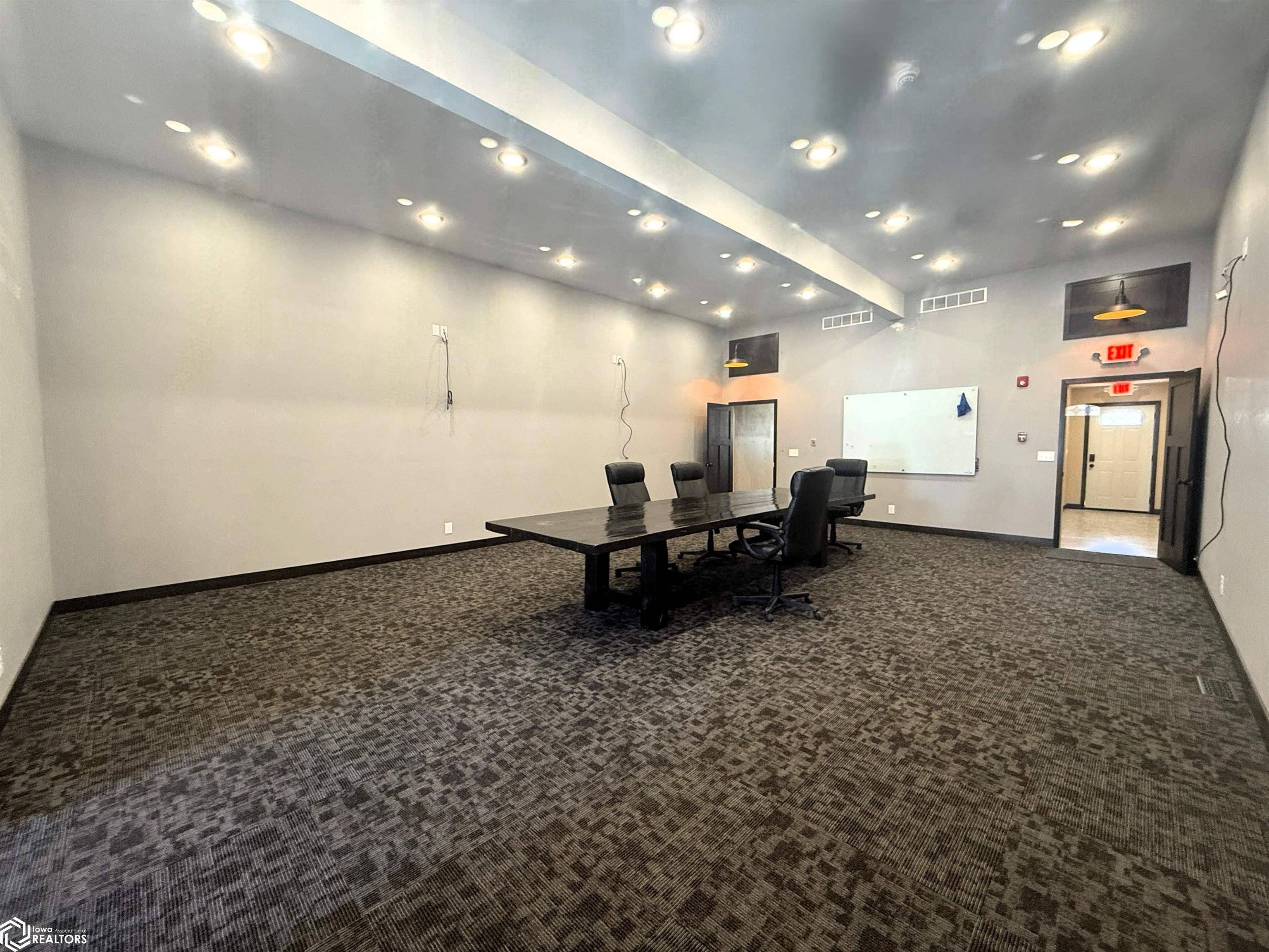 Wayland, IA 52654,214 W Main St
