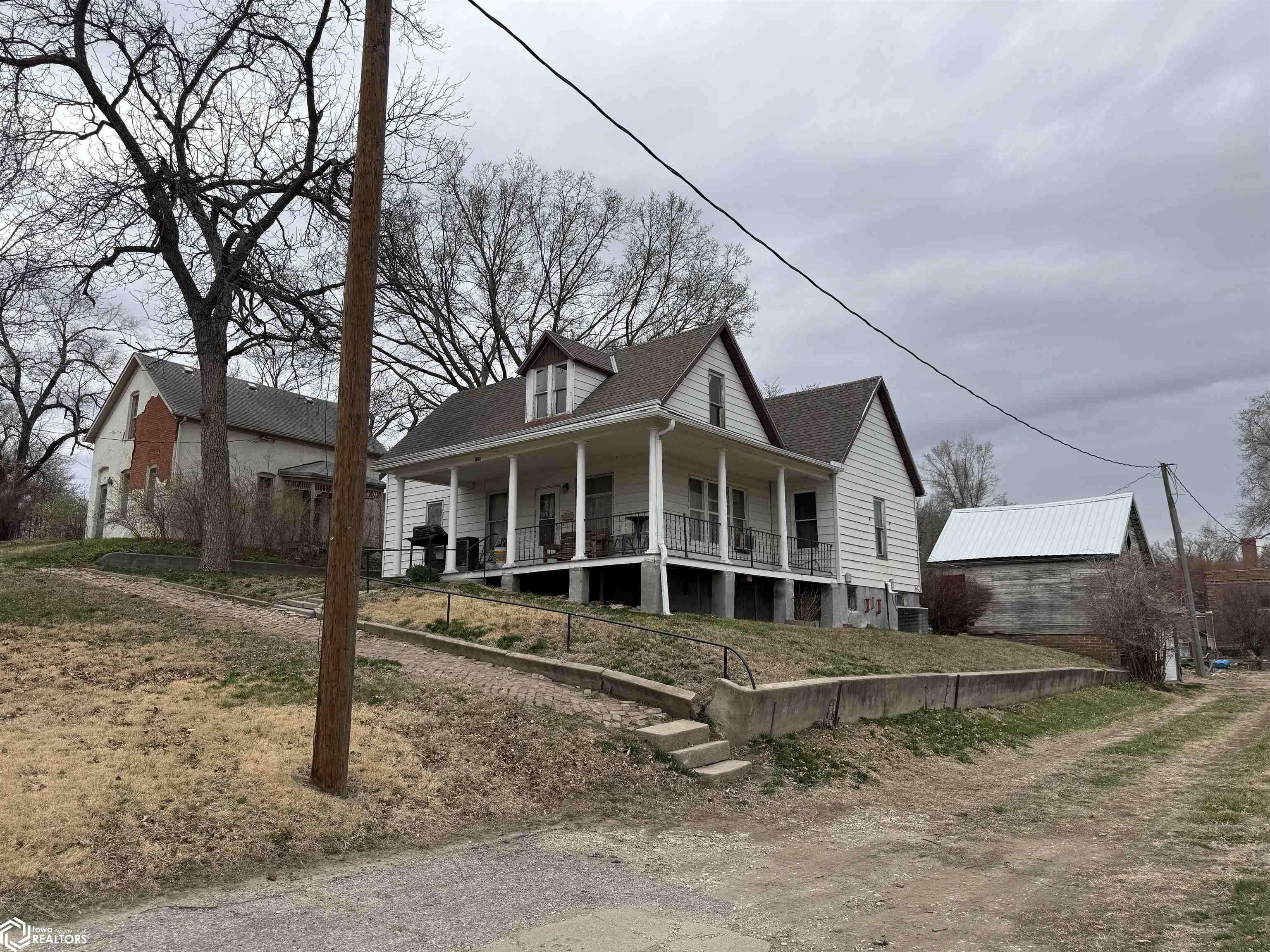 Hamburg, IA 51640,105 D St