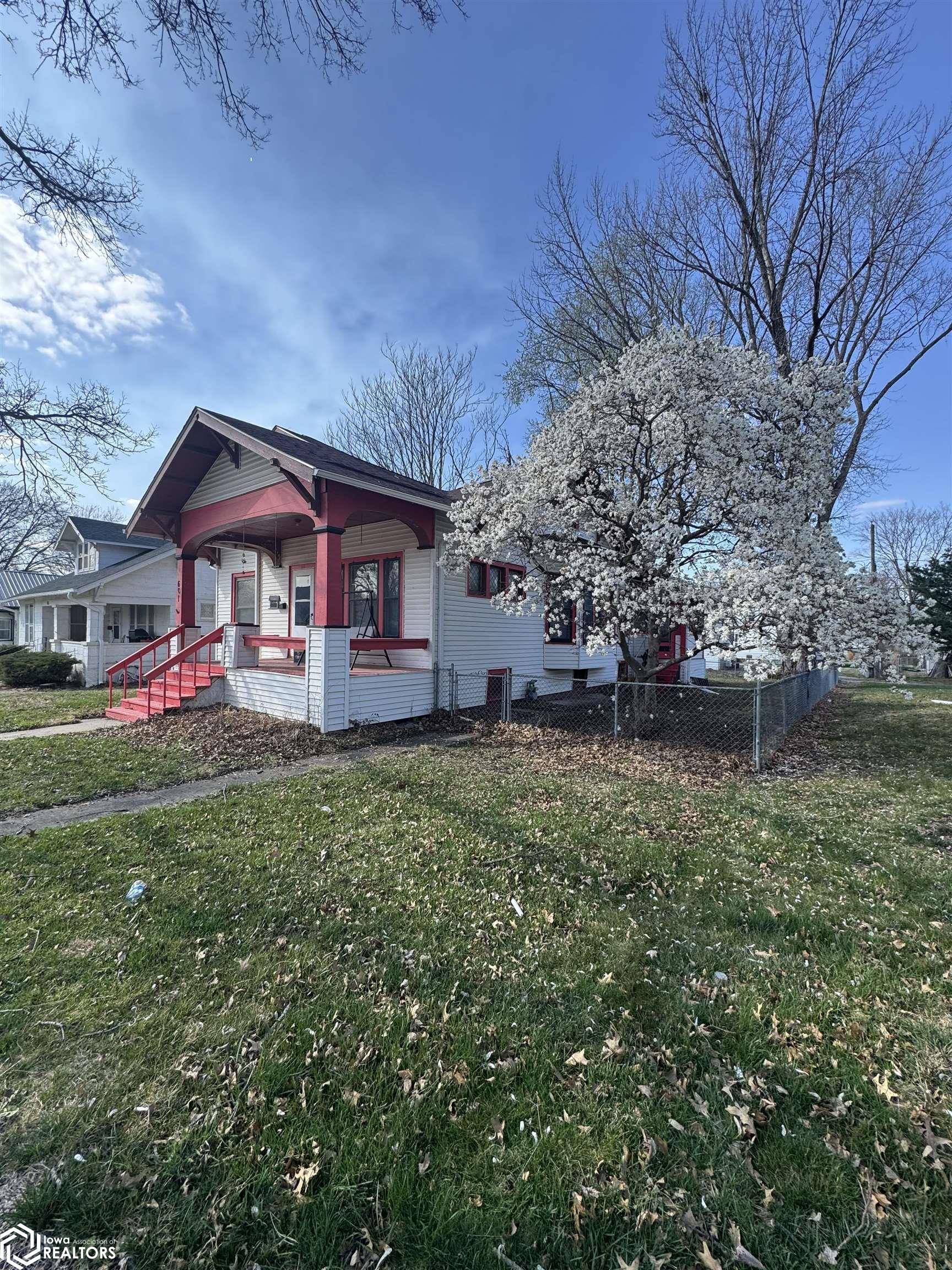 Shenandoah, IA 51601,601 8th Ave