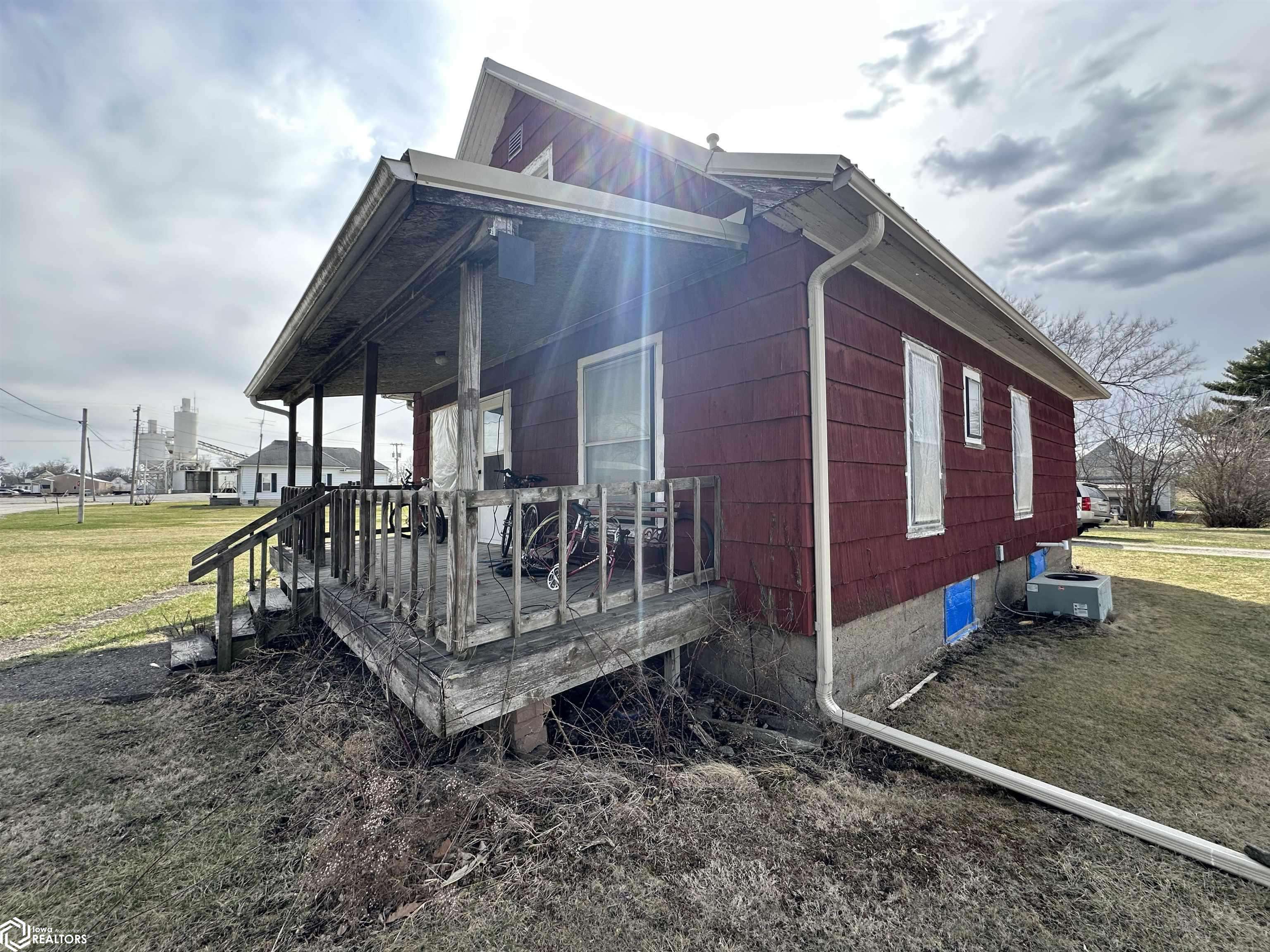 Albia, IA 52531,321 N C St