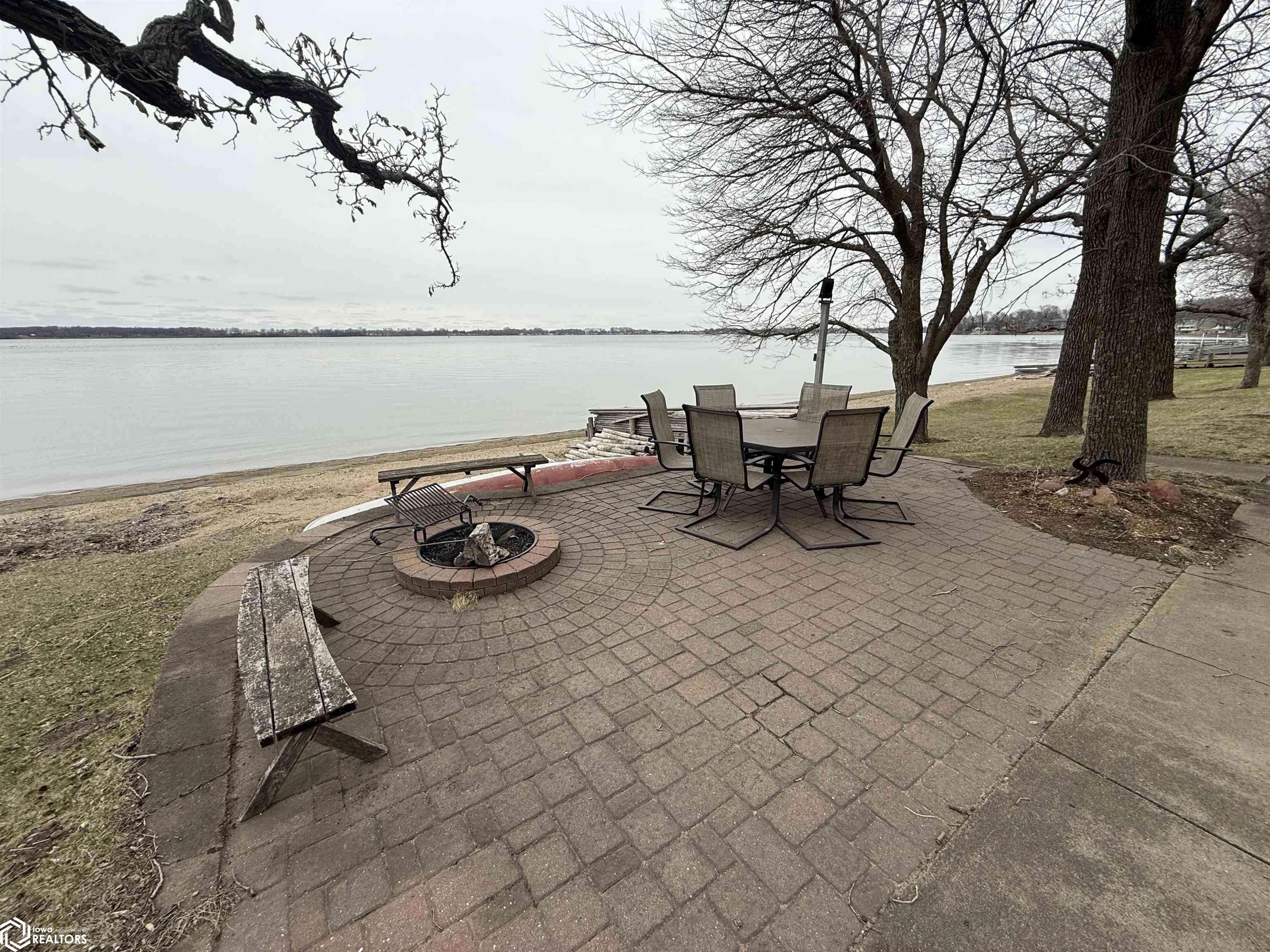 Clear Lake, IA 50428,4144D S Shore Dr