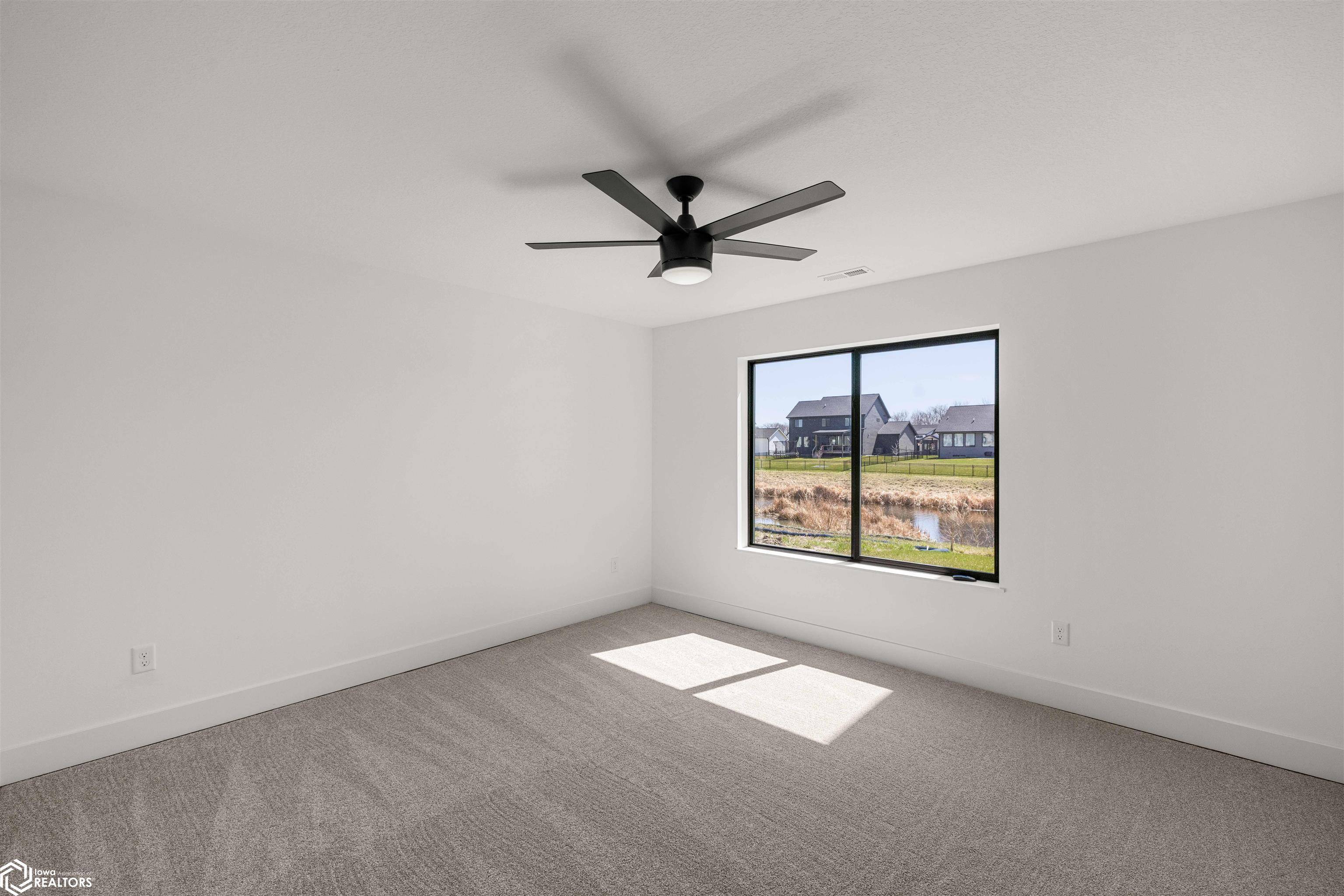 Clive, IA 50325,18362 Alpine Dr