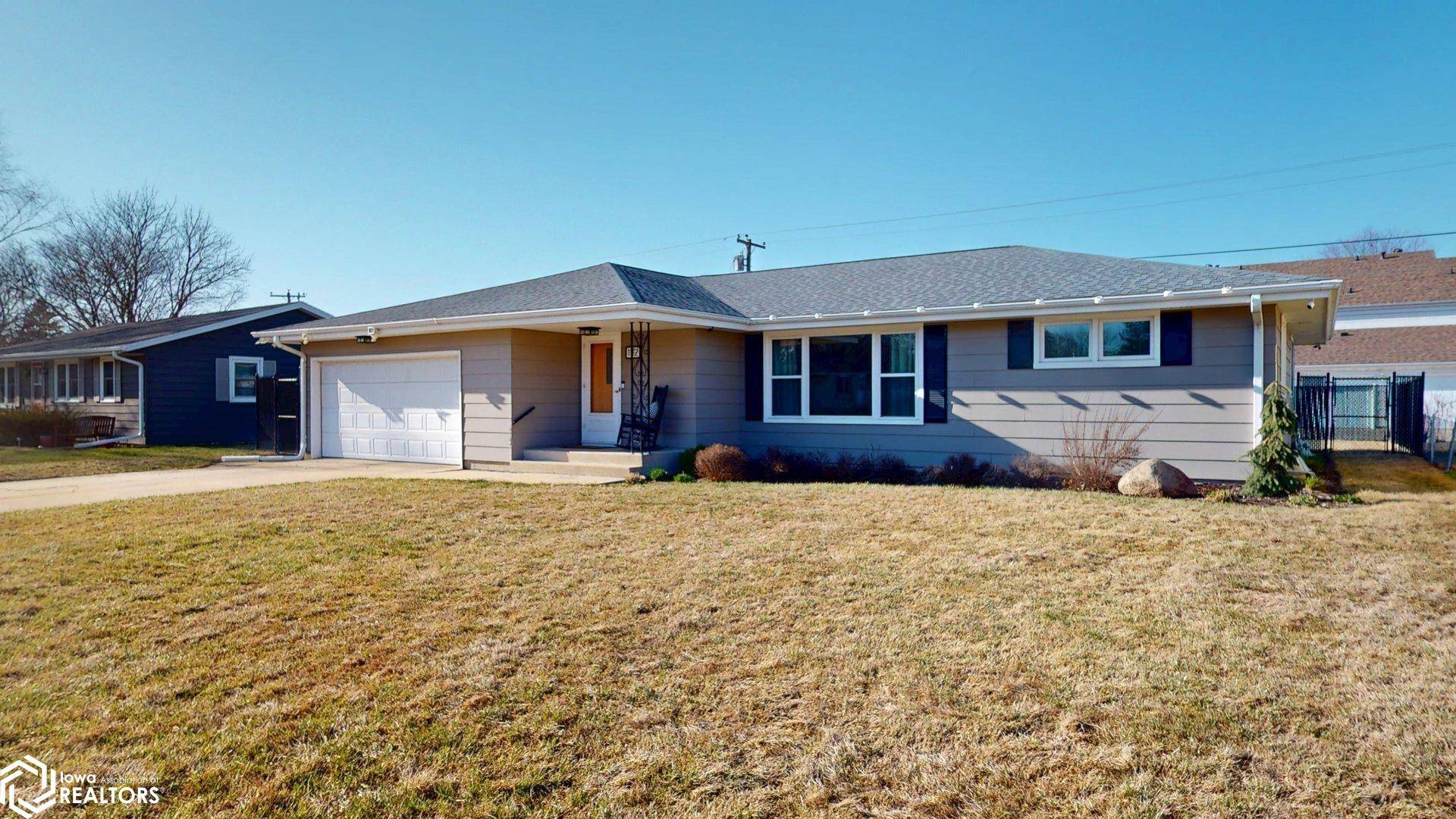 Mason City, IA 50401,1112 6th St SE