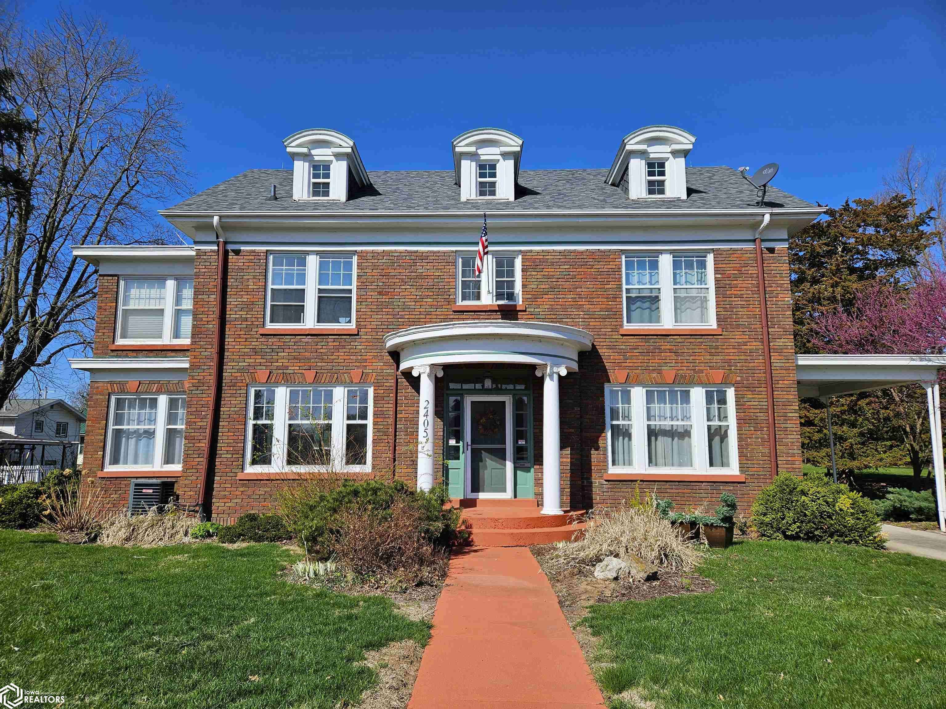 Burlington, IA 52601,2405 Bittersweet Pl