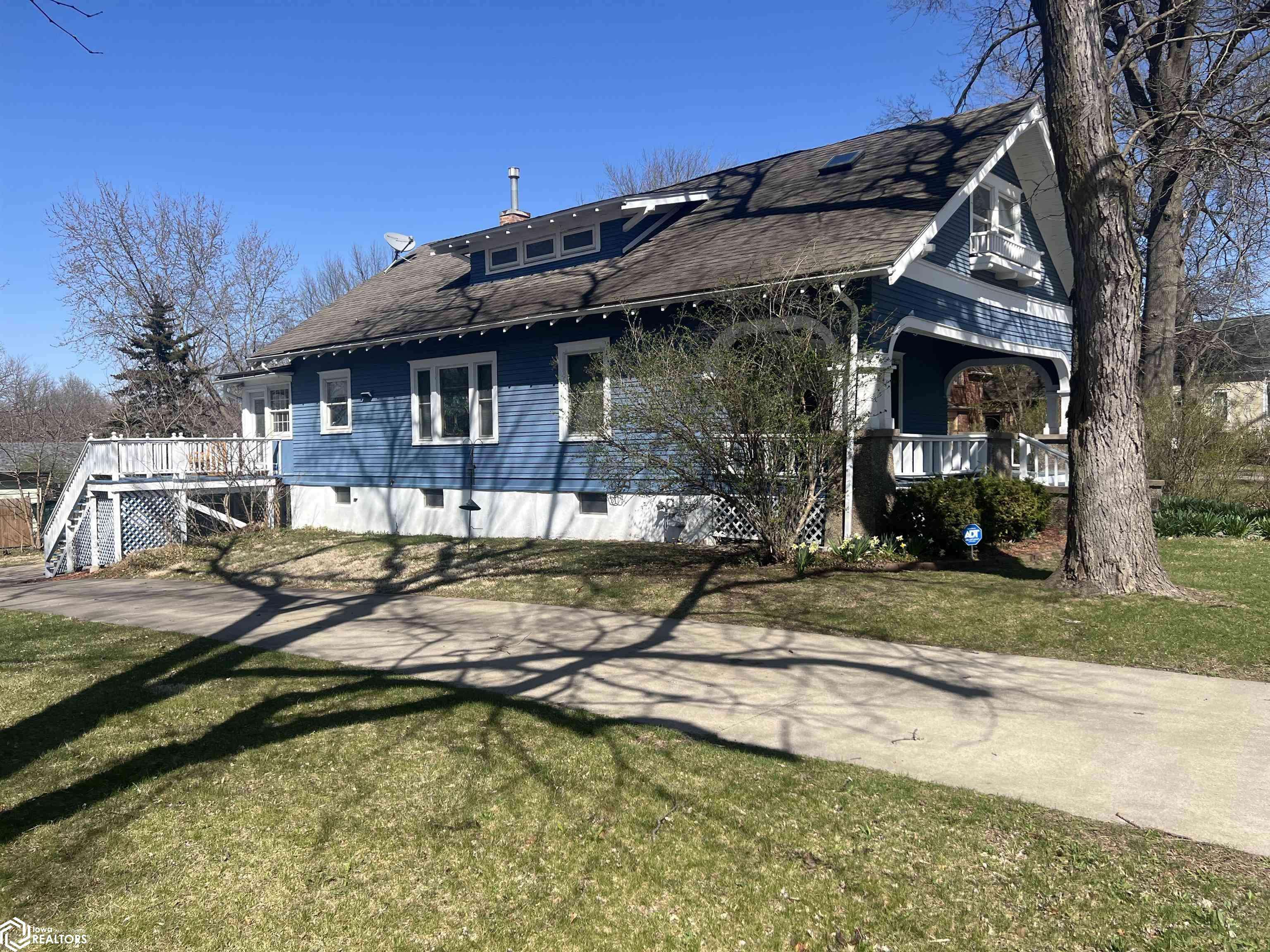 Fairfield, IA 52556,903 E Burlington Ave