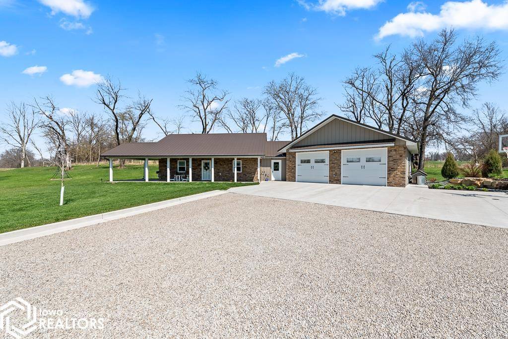Bloomfield, IA 52537,612 Goode St