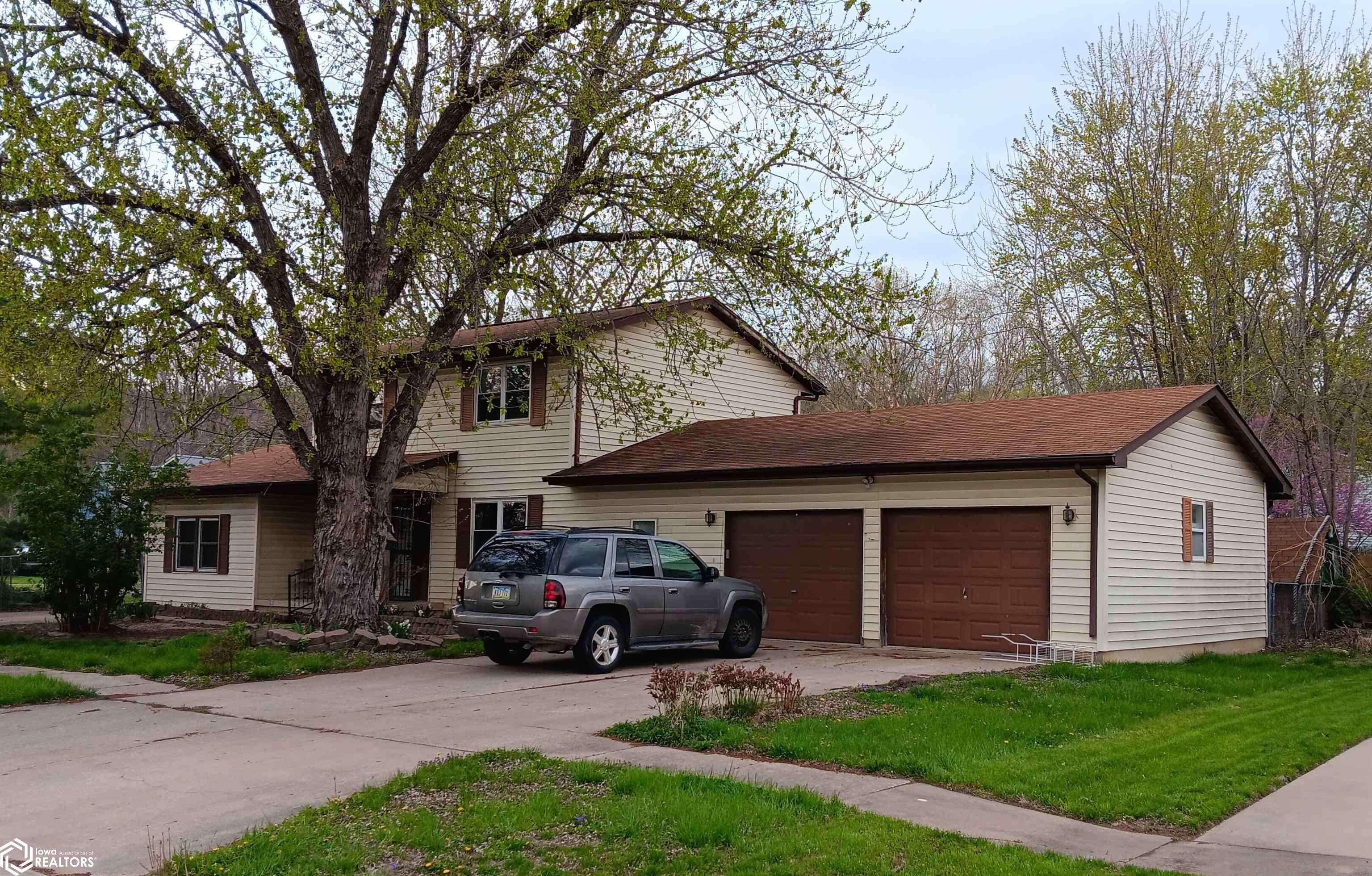 Fort Madison, IA 52627,3033 Avenue C