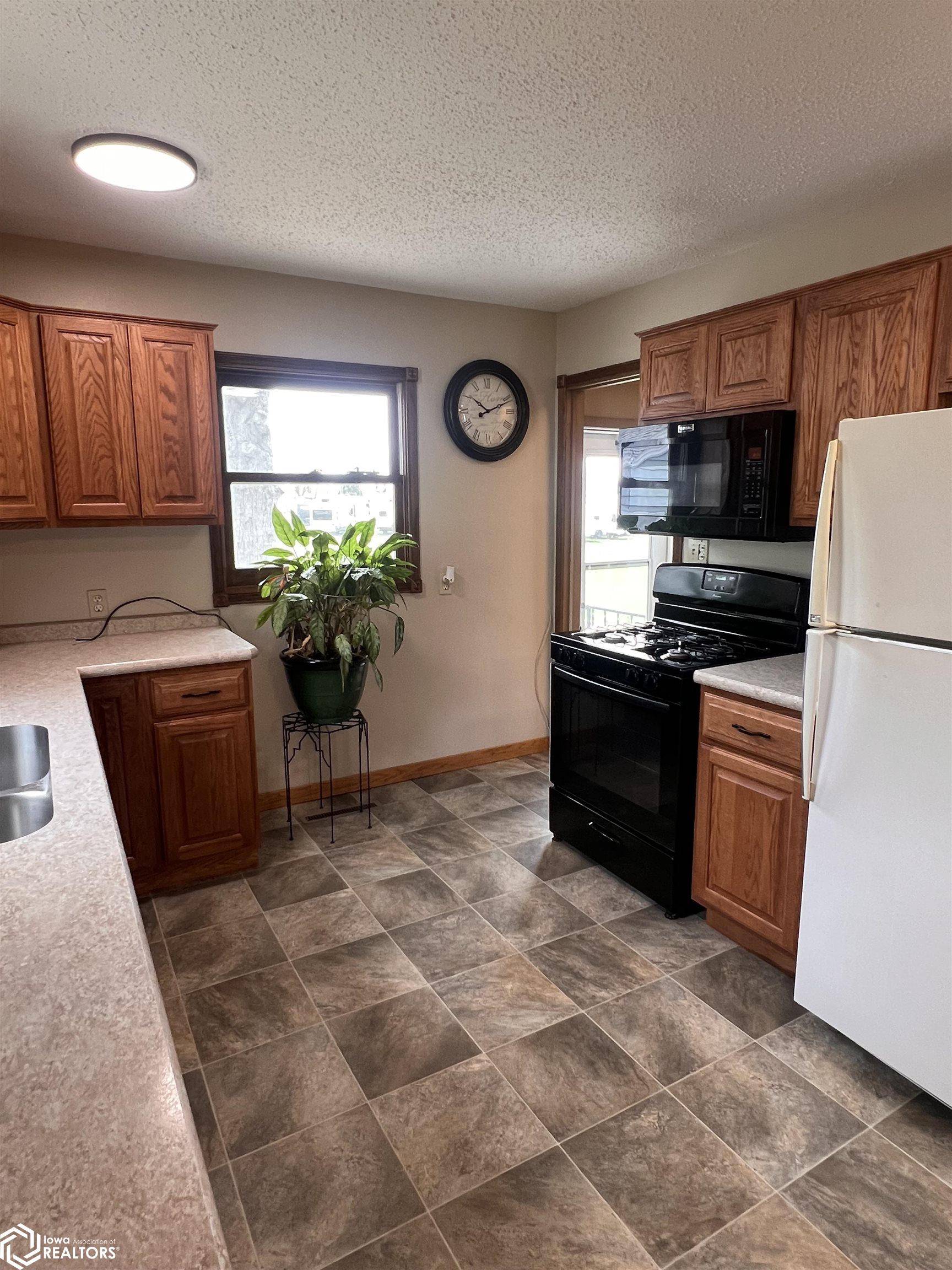 Denison, IA 51442,210 S 24th St