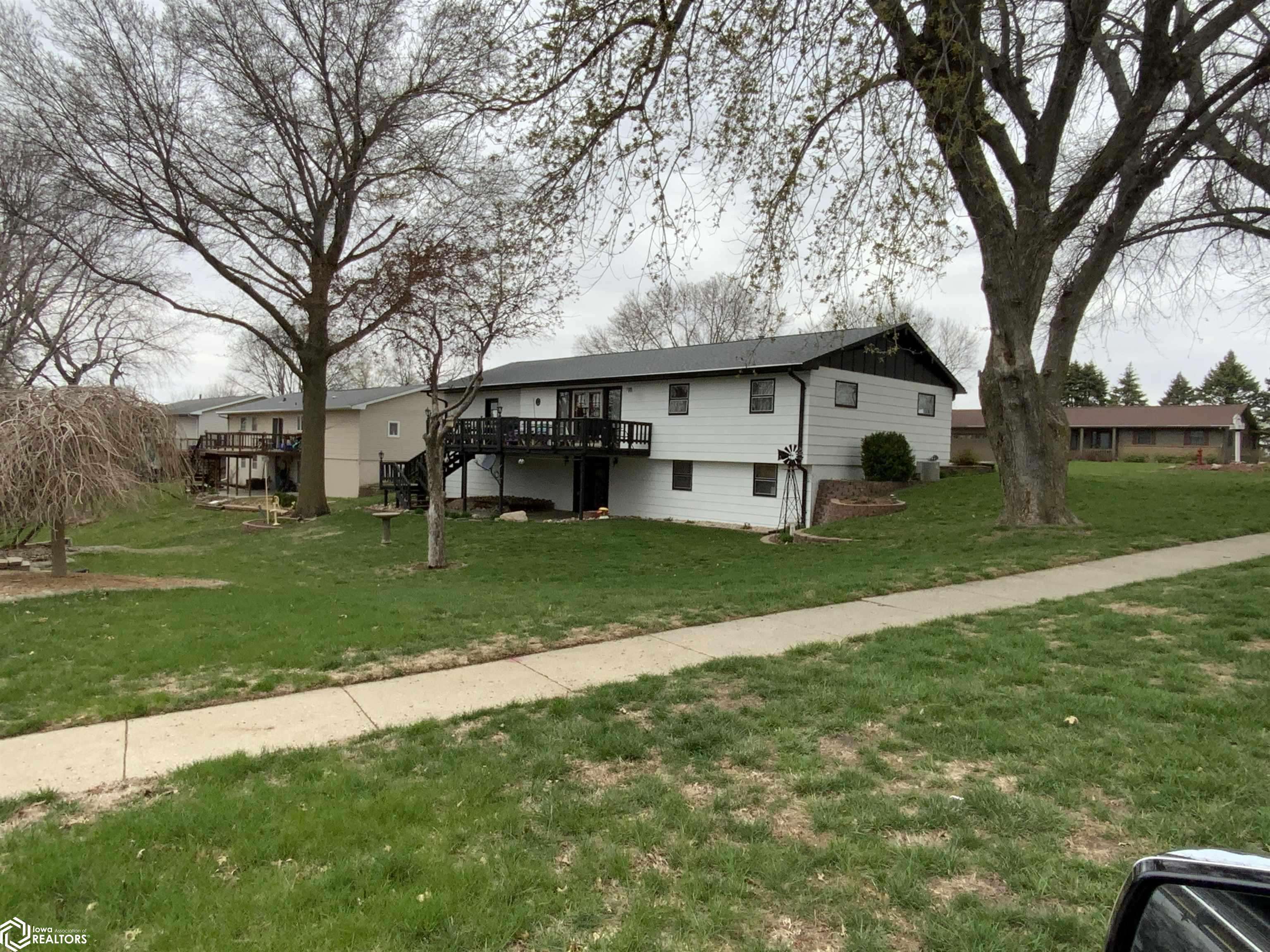 Denison, IA 51442,2317 Frontier Rd
