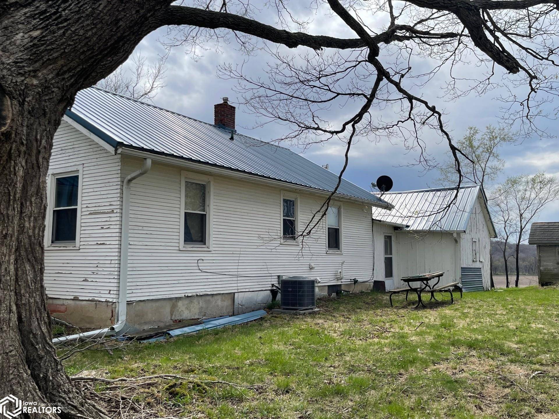 Newton, IA 50208,4311 E 68th St S